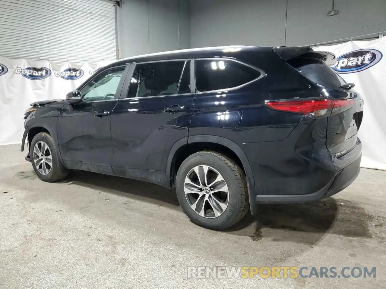 2 fotografías del automóvil dañado 5TDKDRBH6PS507402 TOYOTA HIGHLANDER 2023