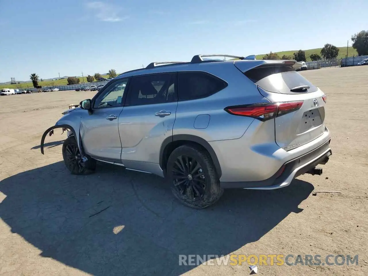 2 fotografías del automóvil dañado 5TDKDRBH7PS507456 TOYOTA HIGHLANDER 2023
