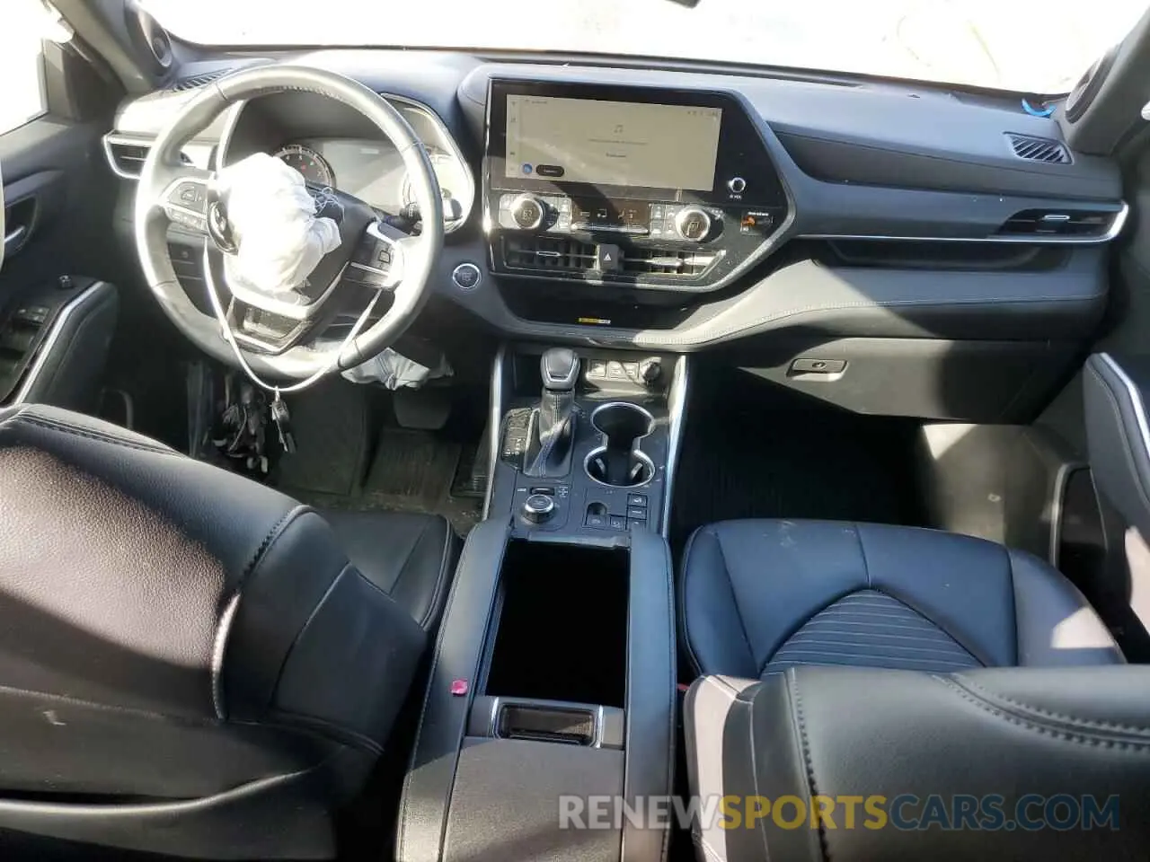8 fotografías del automóvil dañado 5TDKDRBH7PS507456 TOYOTA HIGHLANDER 2023