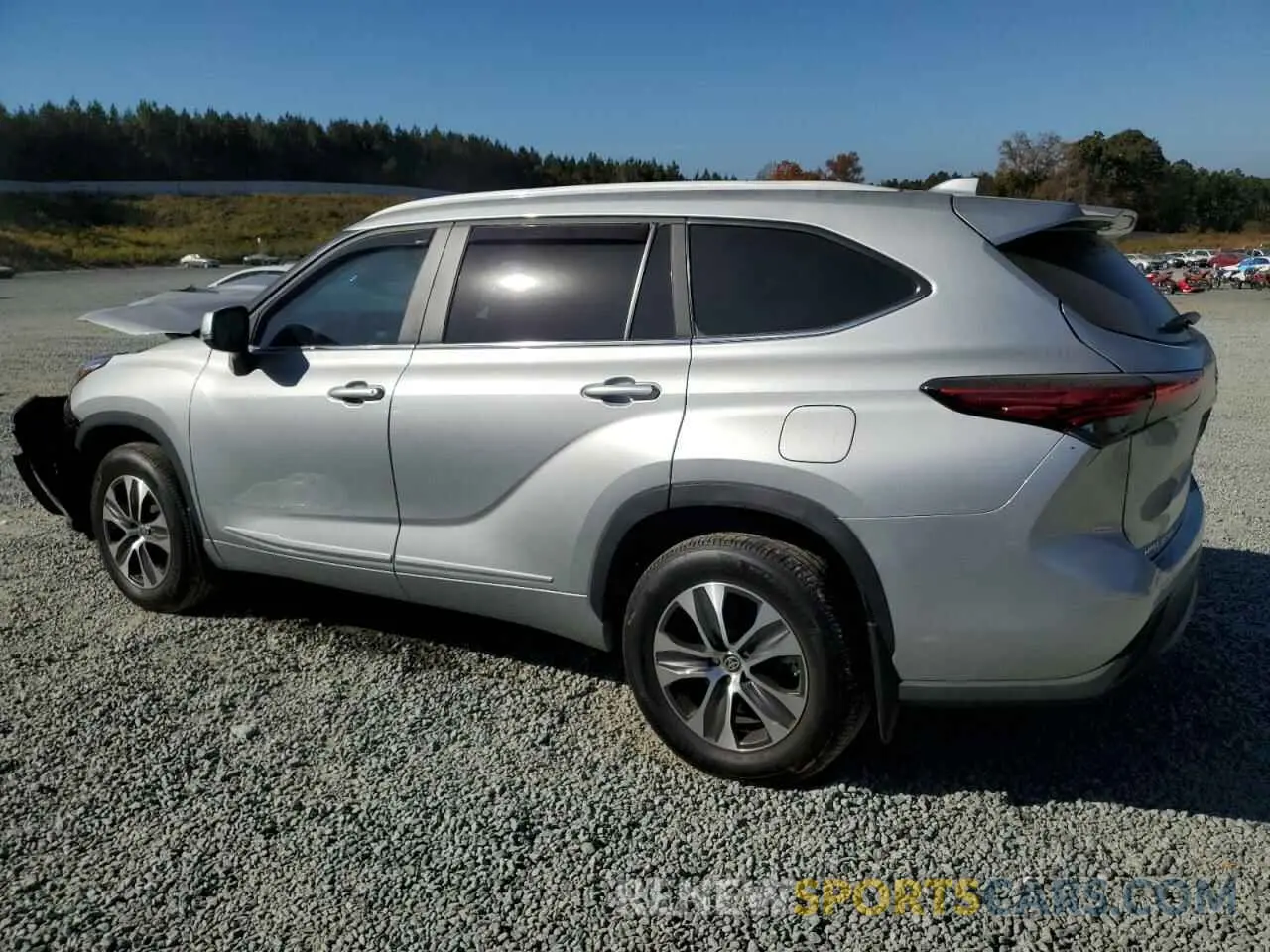 2 fotografías del automóvil dañado 5TDKDRBH8PS025000 TOYOTA HIGHLANDER 2023