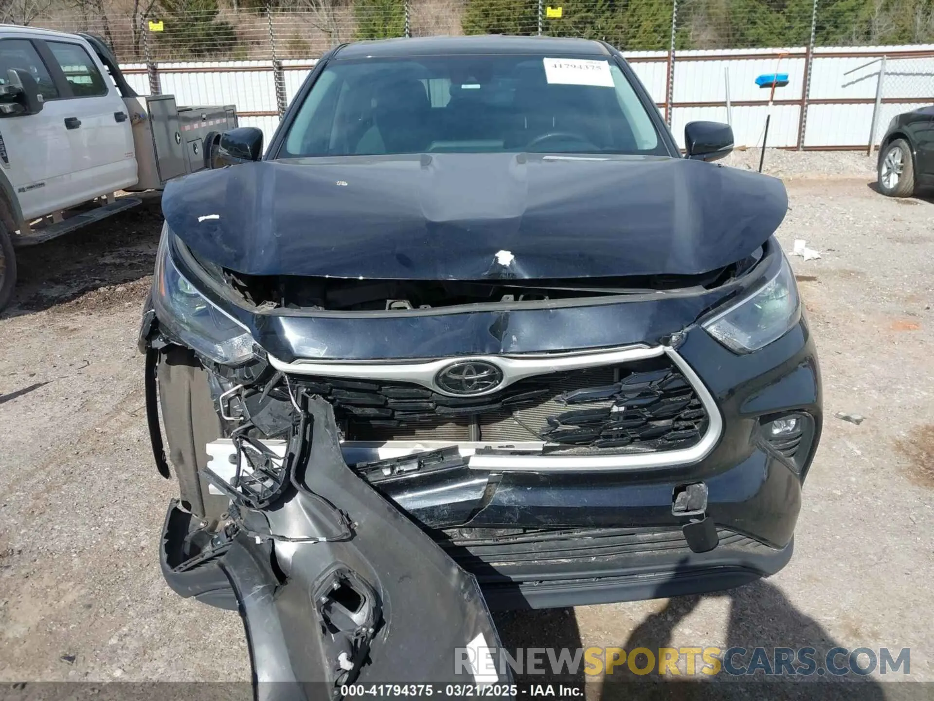 12 fotografías del automóvil dañado 5TDKDRBH8PS039060 TOYOTA HIGHLANDER 2023