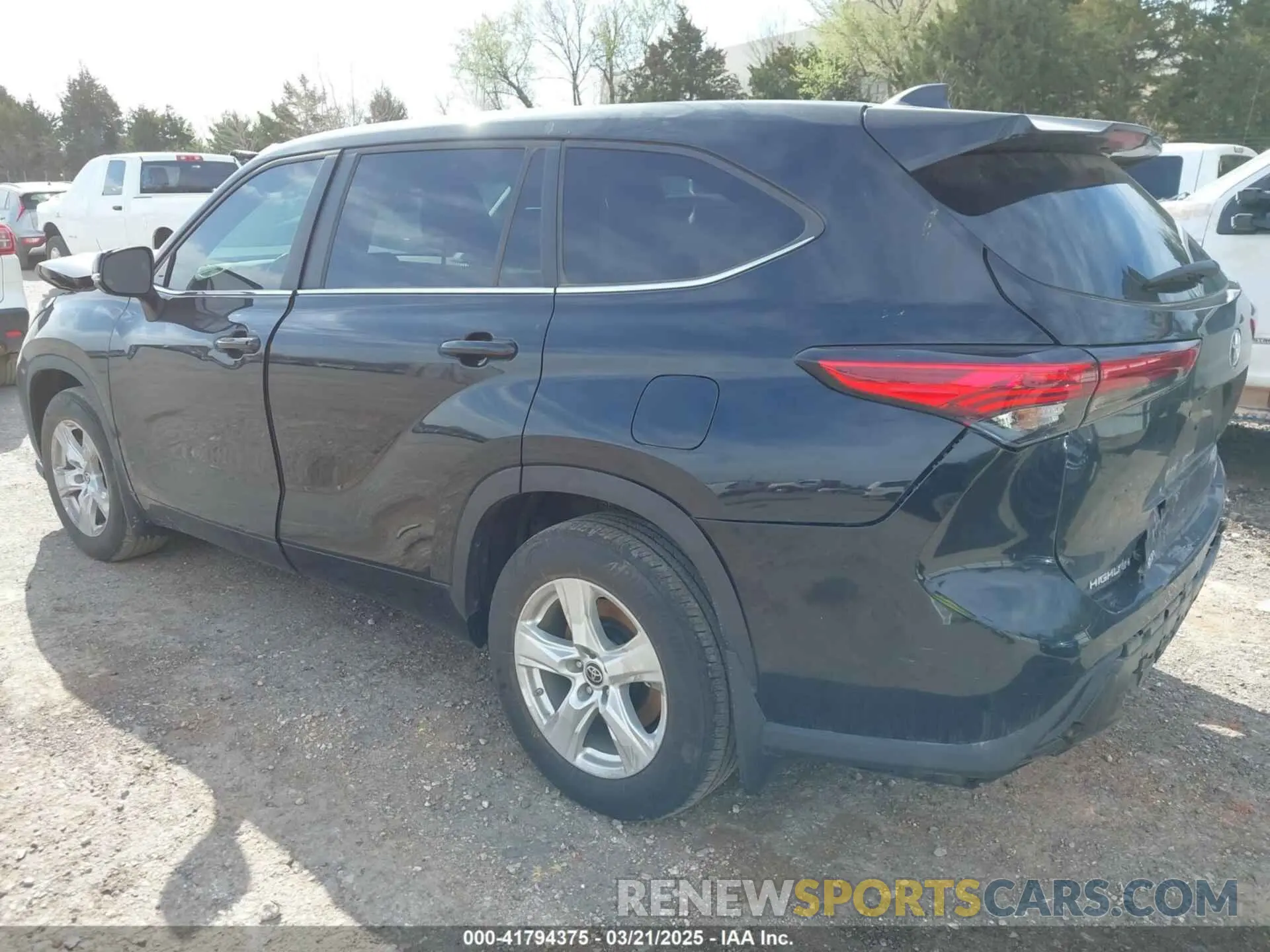 3 fotografías del automóvil dañado 5TDKDRBH8PS039060 TOYOTA HIGHLANDER 2023