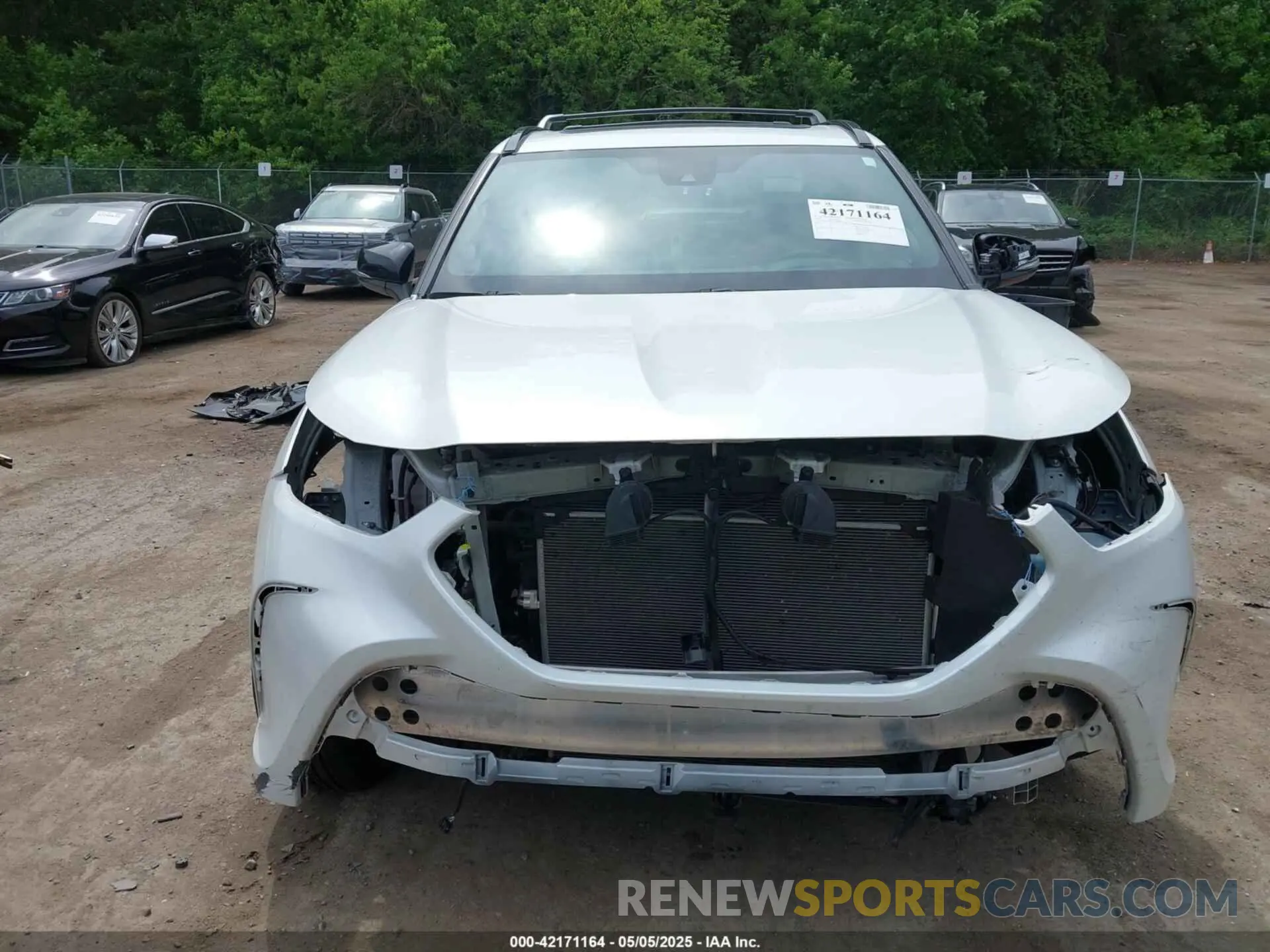 12 fotografías del automóvil dañado 5TDKDRBH9PS014622 TOYOTA HIGHLANDER 2023