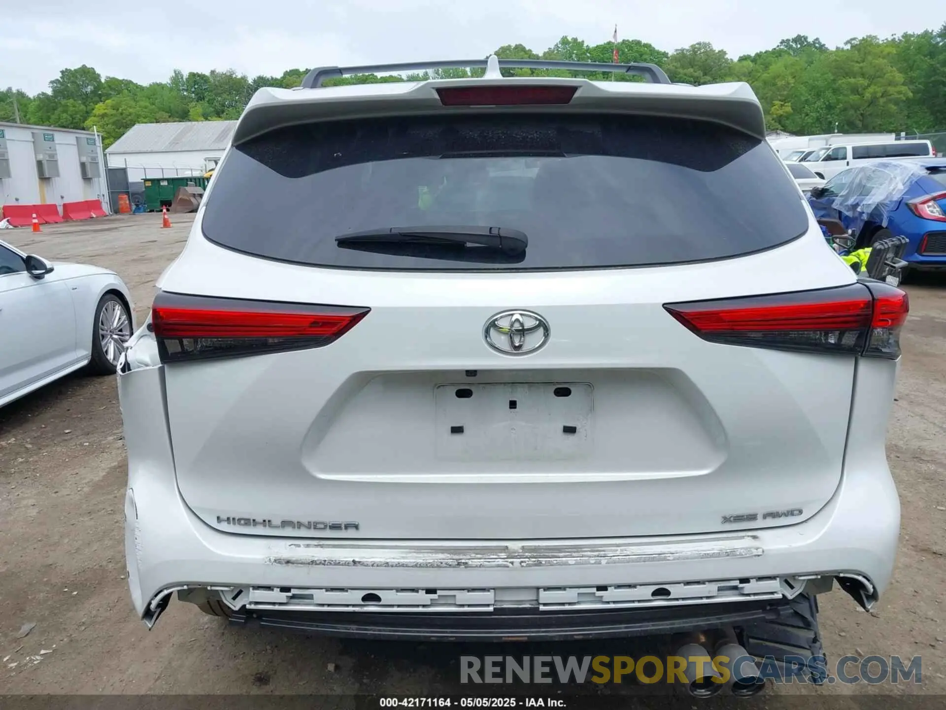16 fotografías del automóvil dañado 5TDKDRBH9PS014622 TOYOTA HIGHLANDER 2023