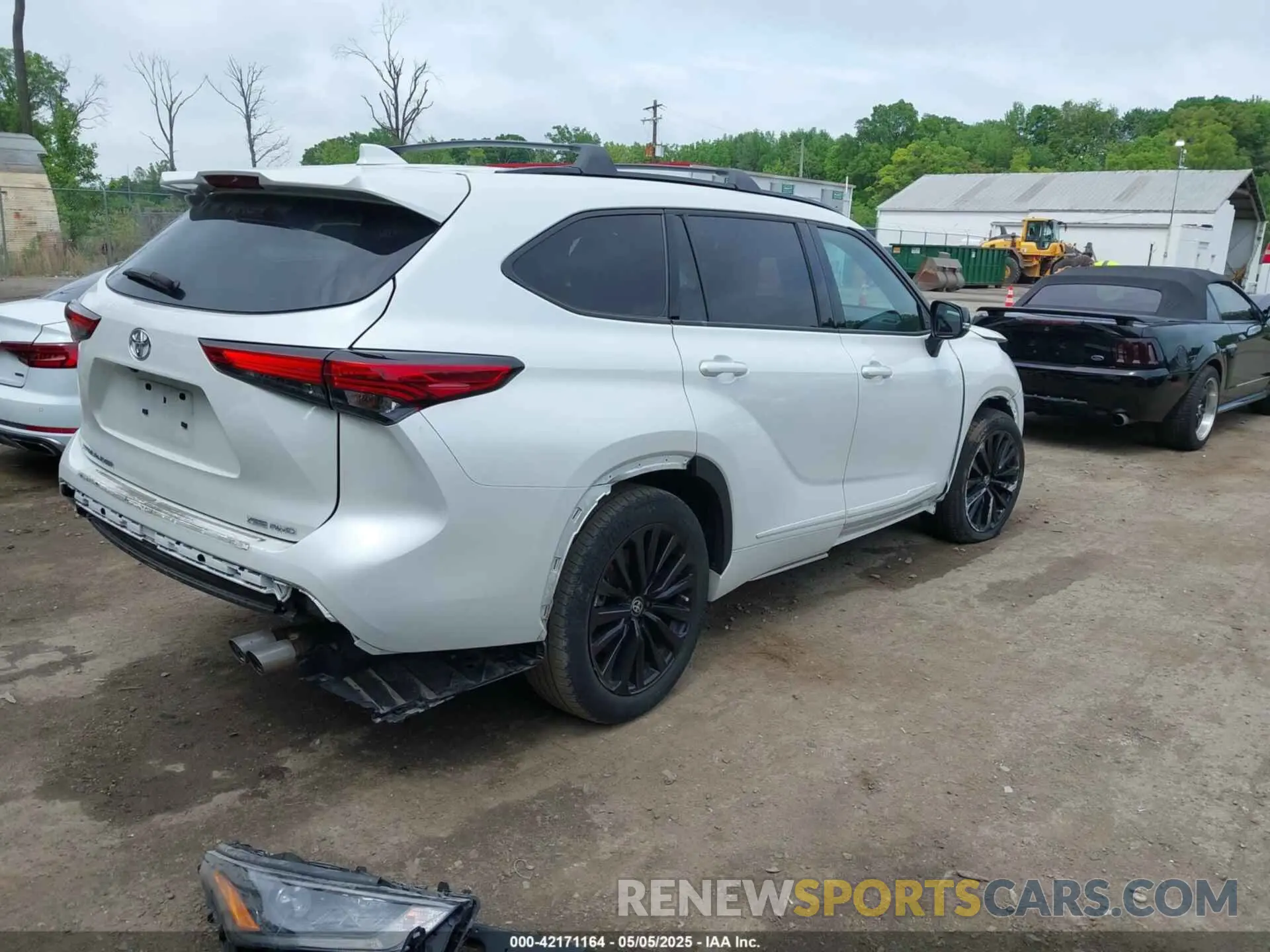 4 fotografías del automóvil dañado 5TDKDRBH9PS014622 TOYOTA HIGHLANDER 2023