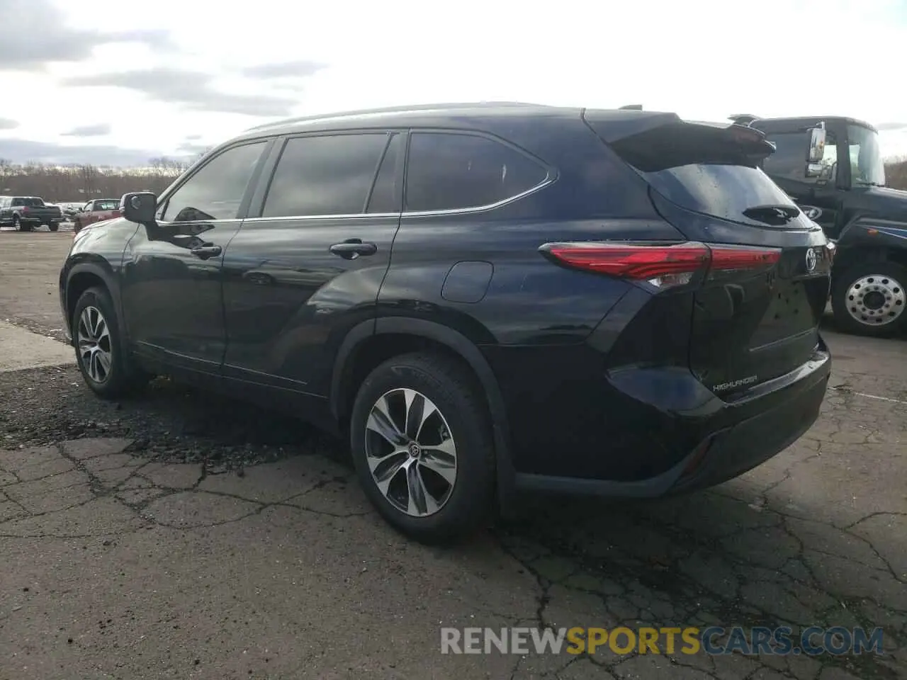2 fotografías del automóvil dañado 5TDKDRBH9PS508804 TOYOTA HIGHLANDER 2023