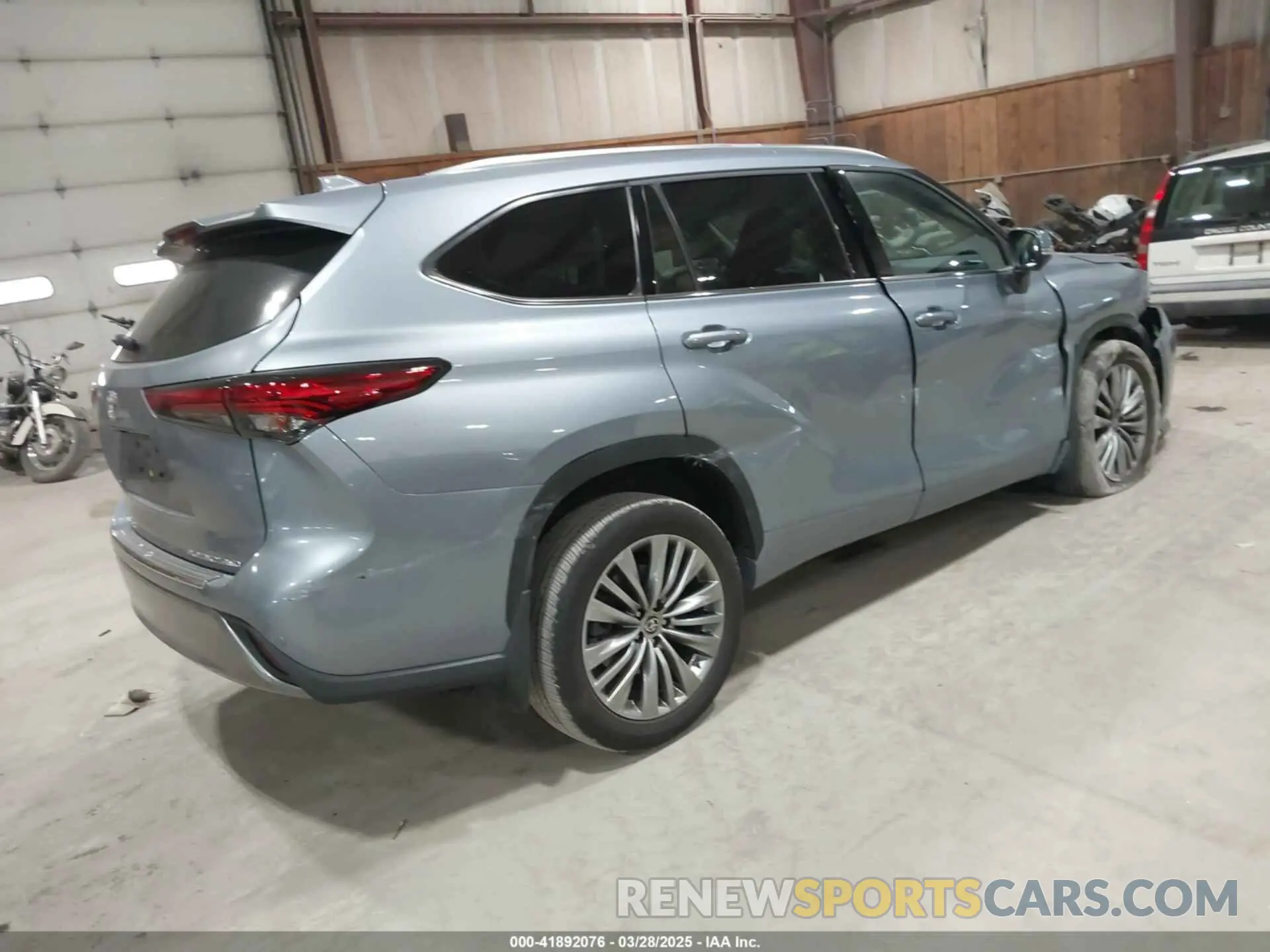 4 fotografías del automóvil dañado 5TDKDRBH9PS527062 TOYOTA HIGHLANDER 2023