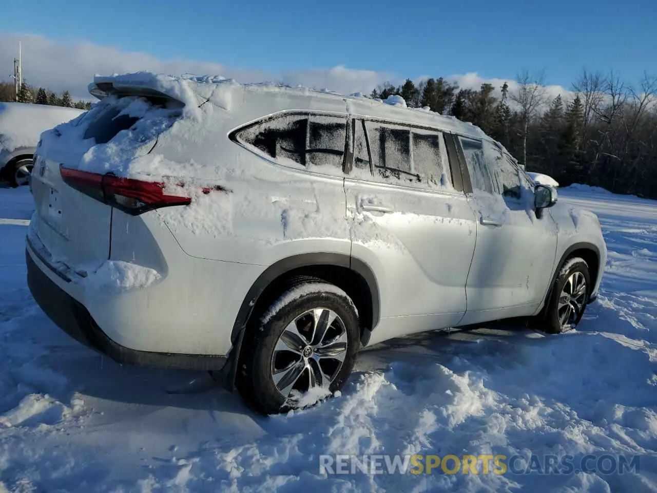 3 fotografías del automóvil dañado 5TDKDRBHXPS009445 TOYOTA HIGHLANDER 2023