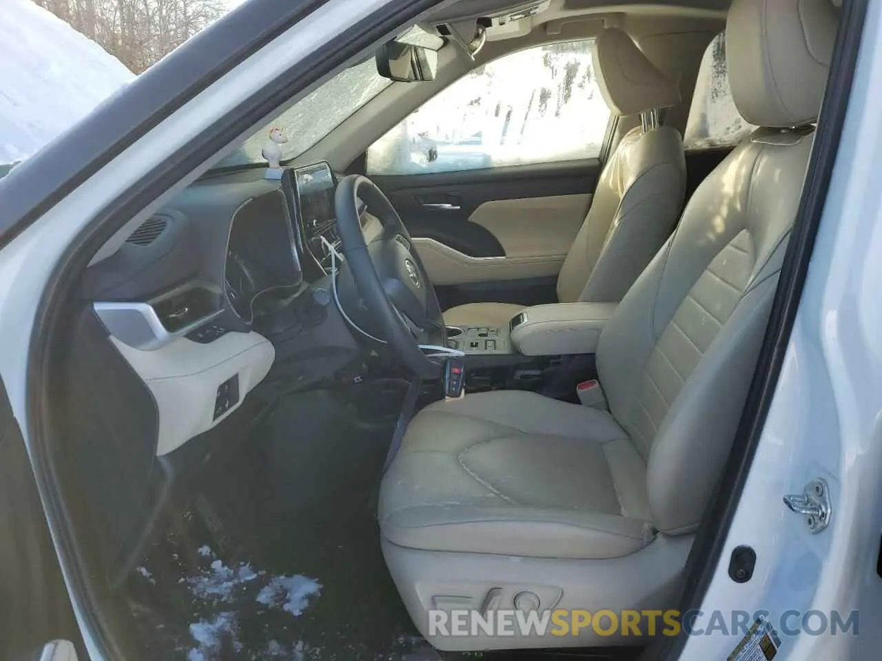 7 fotografías del automóvil dañado 5TDKDRBHXPS009445 TOYOTA HIGHLANDER 2023