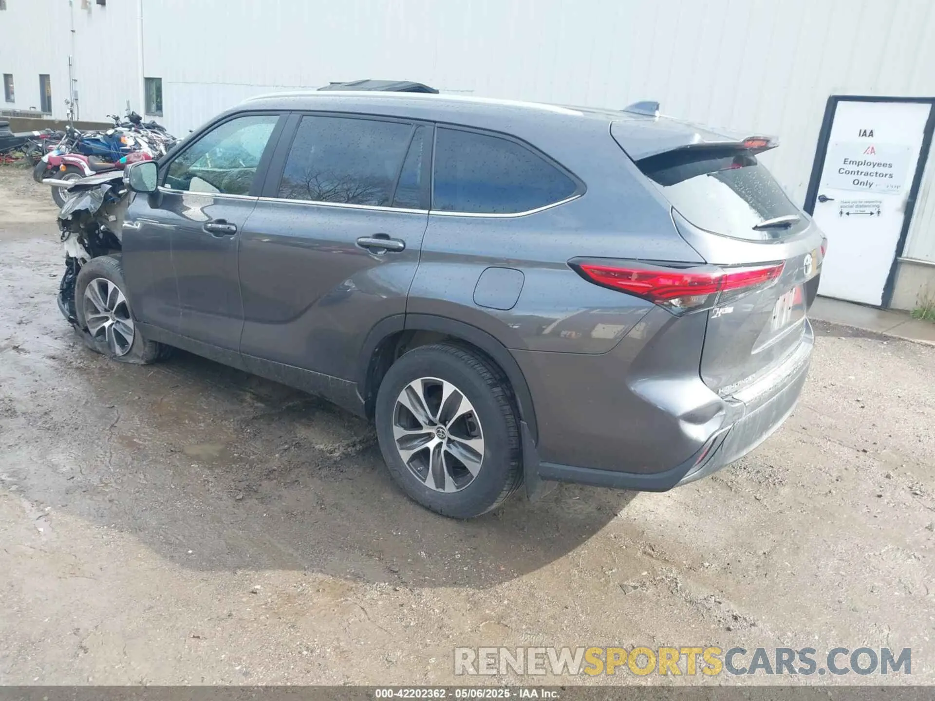 3 fotografías del automóvil dañado 5TDKDRBHXPS032904 TOYOTA HIGHLANDER 2023