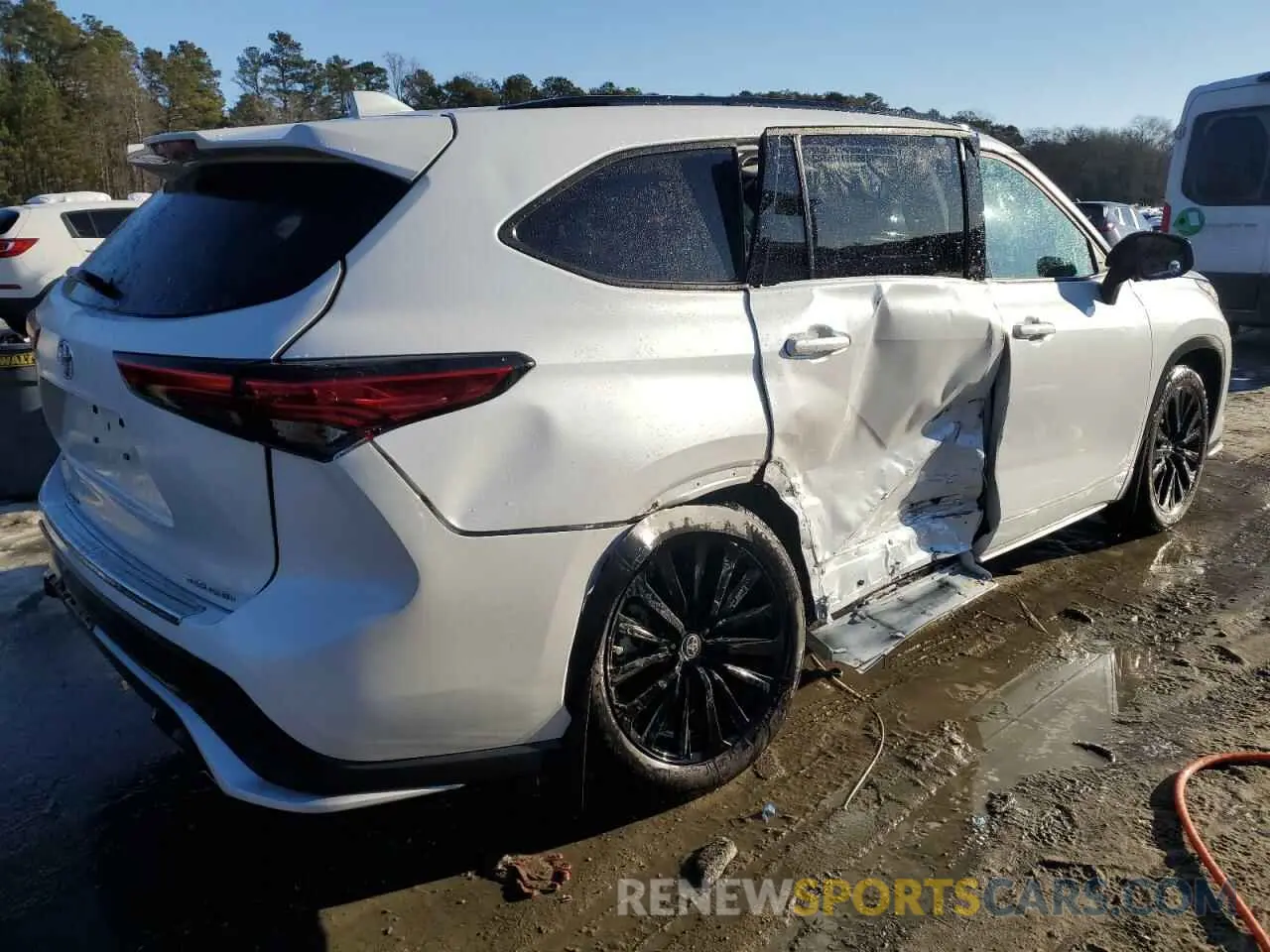 3 fotografías del automóvil dañado 5TDKDRBHXPS512876 TOYOTA HIGHLANDER 2023