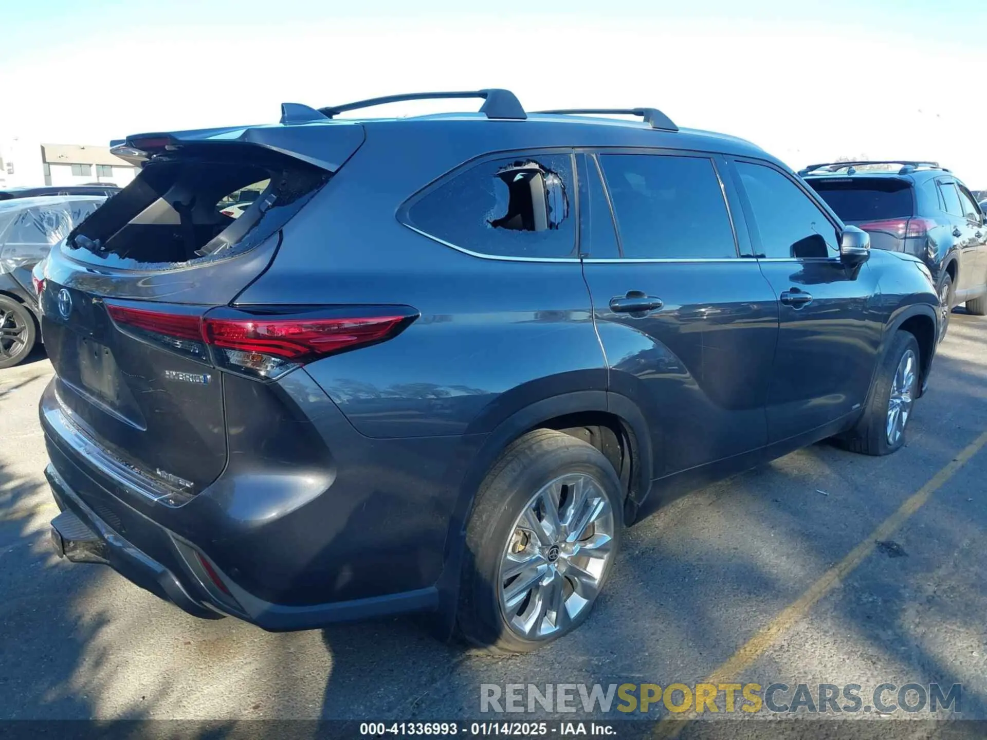 4 fotografías del automóvil dañado 5TDXBRCH8PS119887 TOYOTA HIGHLANDER 2023