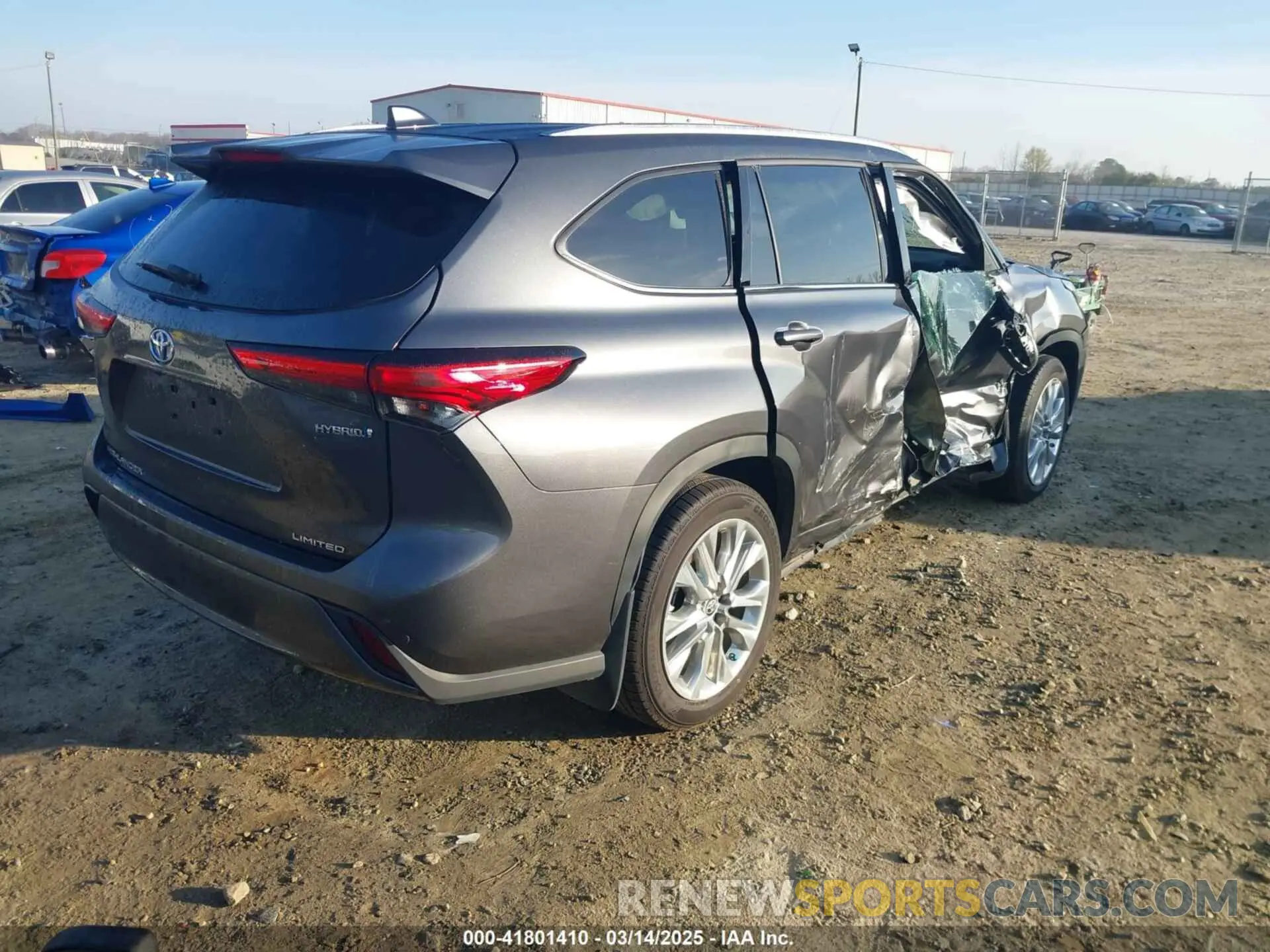 4 fotografías del automóvil dañado 5TDYARAH5PS023533 TOYOTA HIGHLANDER 2023