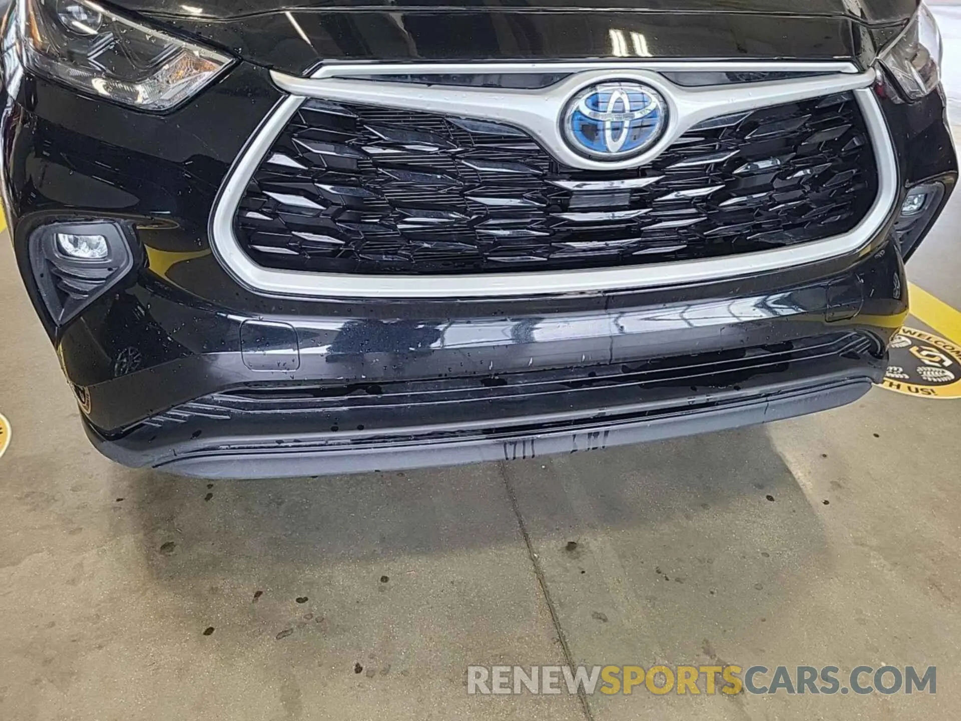 10 fotografías del automóvil dañado 5TDZARAH2PS527025 TOYOTA HIGHLANDER 2023