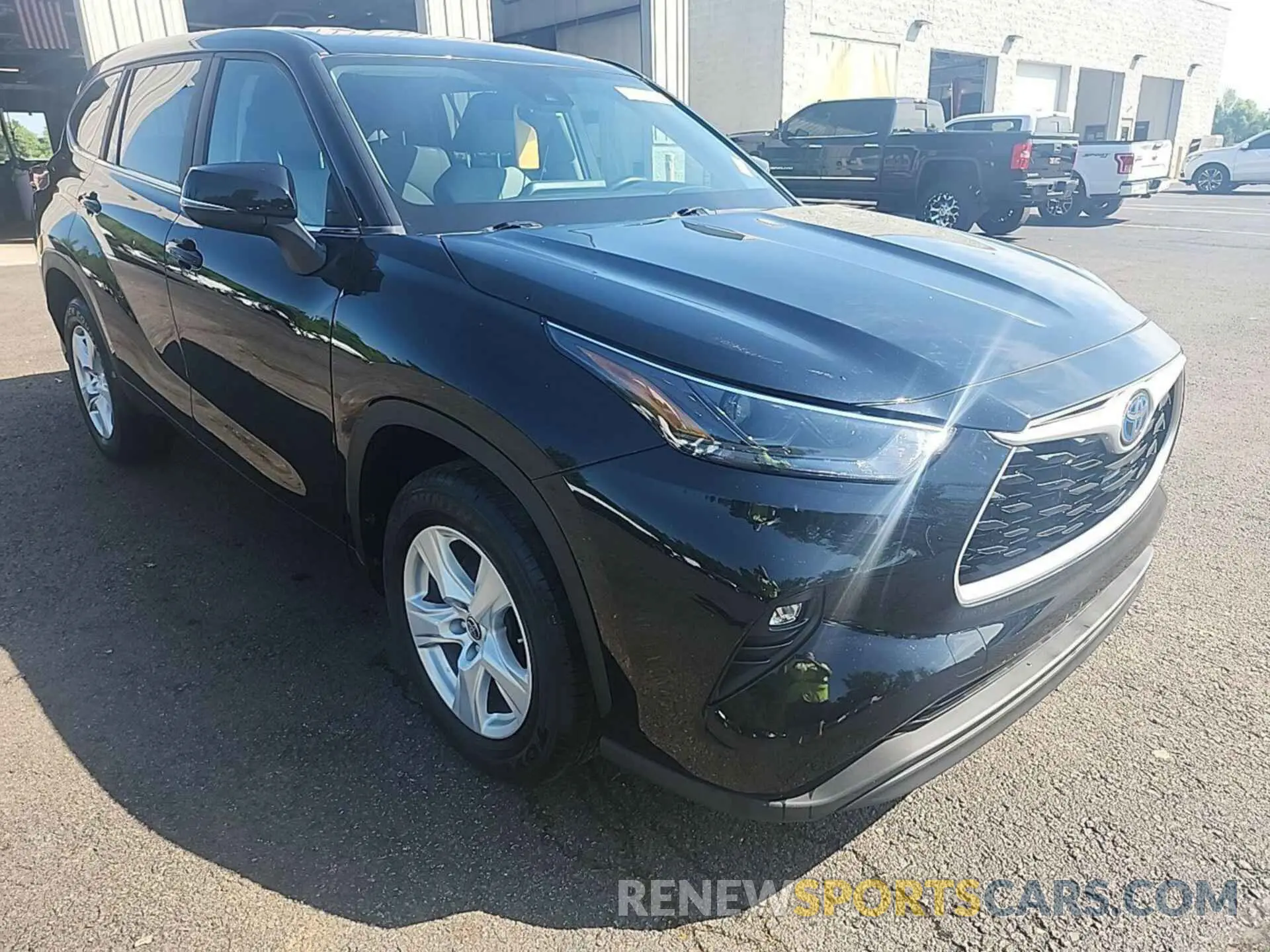 27 fotografías del automóvil dañado 5TDZARAH2PS527025 TOYOTA HIGHLANDER 2023