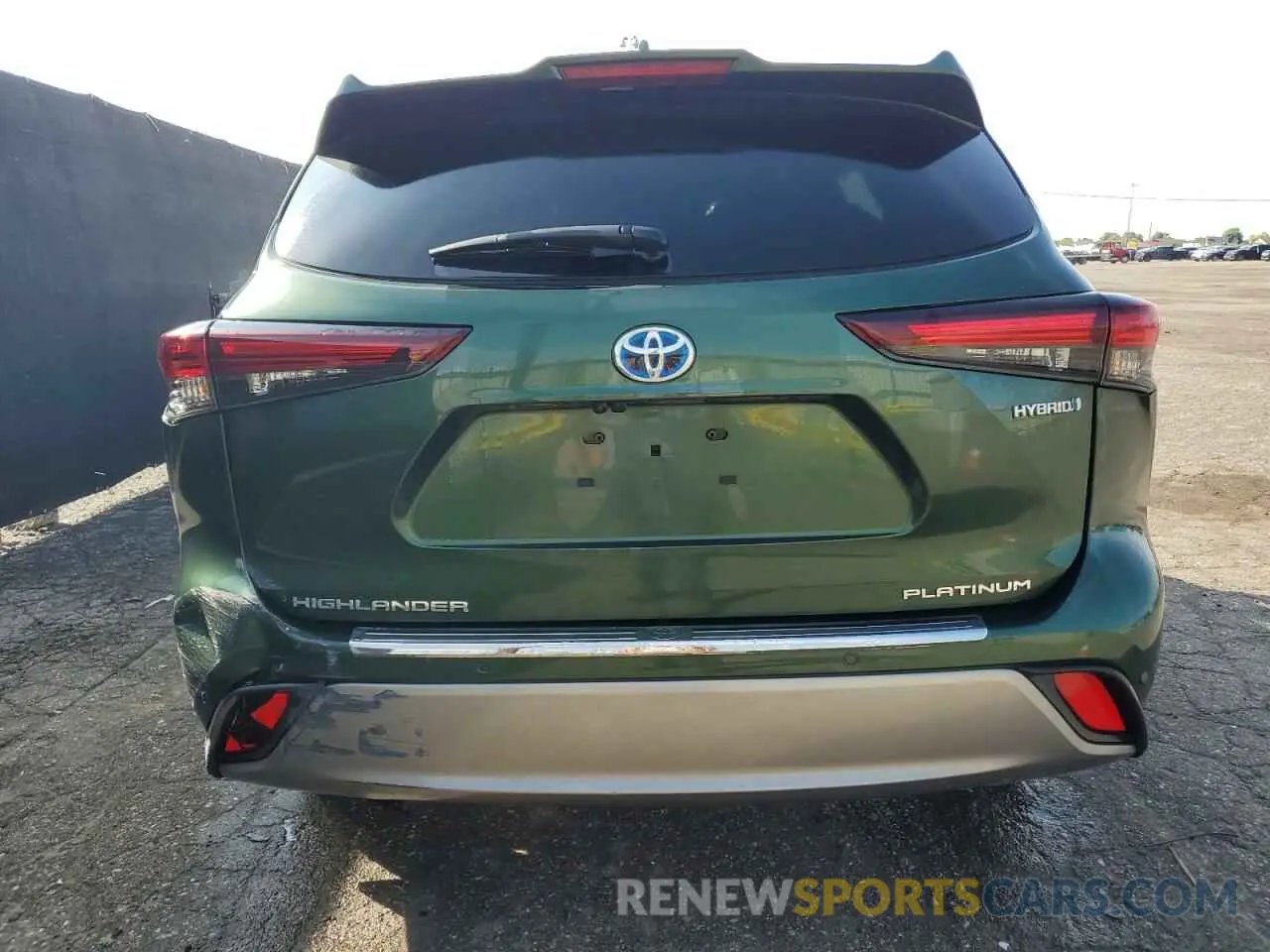 6 fotografías del automóvil dañado 5TDEBRCH4RS610693 TOYOTA HIGHLANDER 2024
