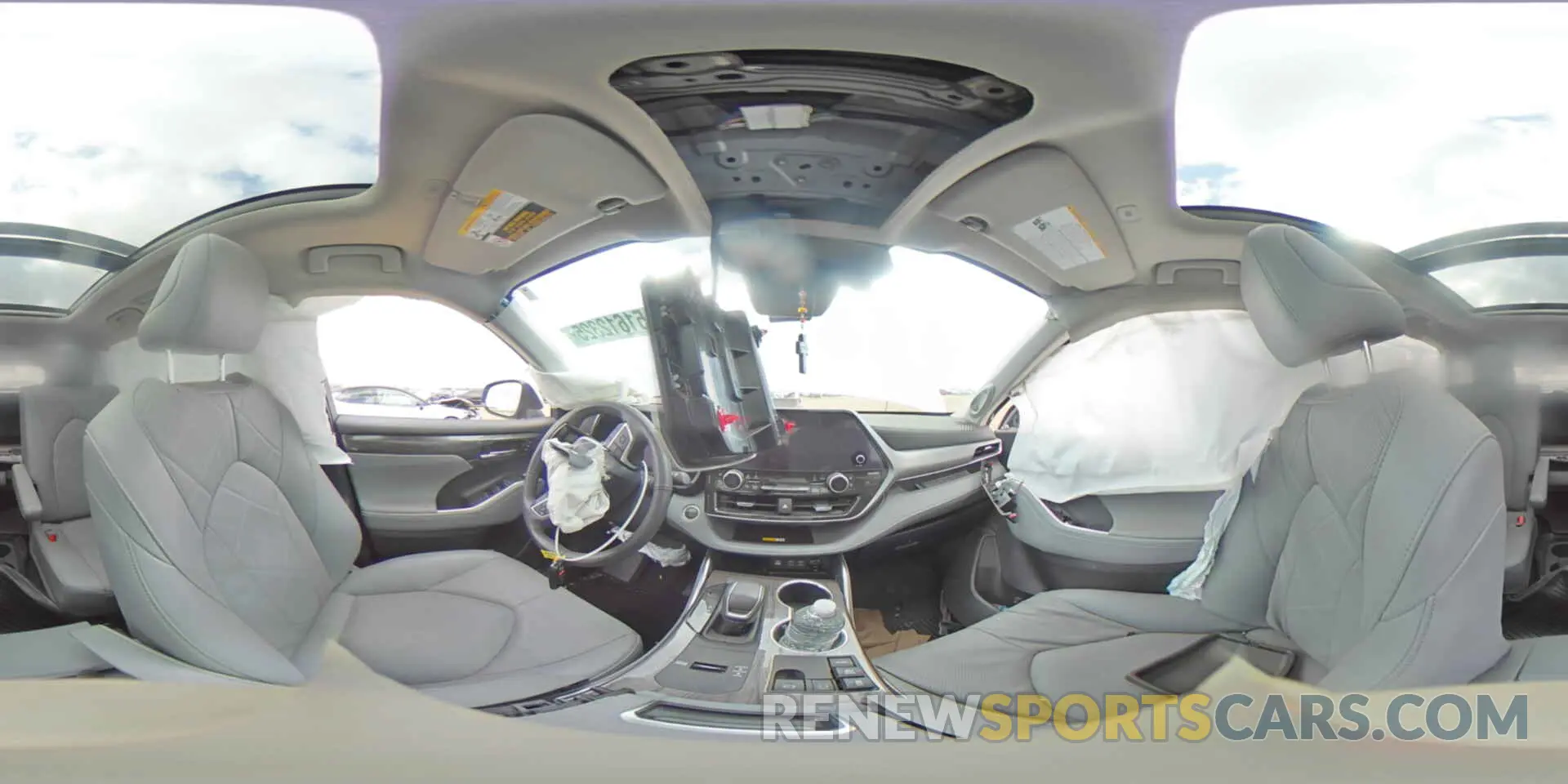 14 fotografías del automóvil dañado 5TDEBRCH6RS608332 TOYOTA HIGHLANDER 2024