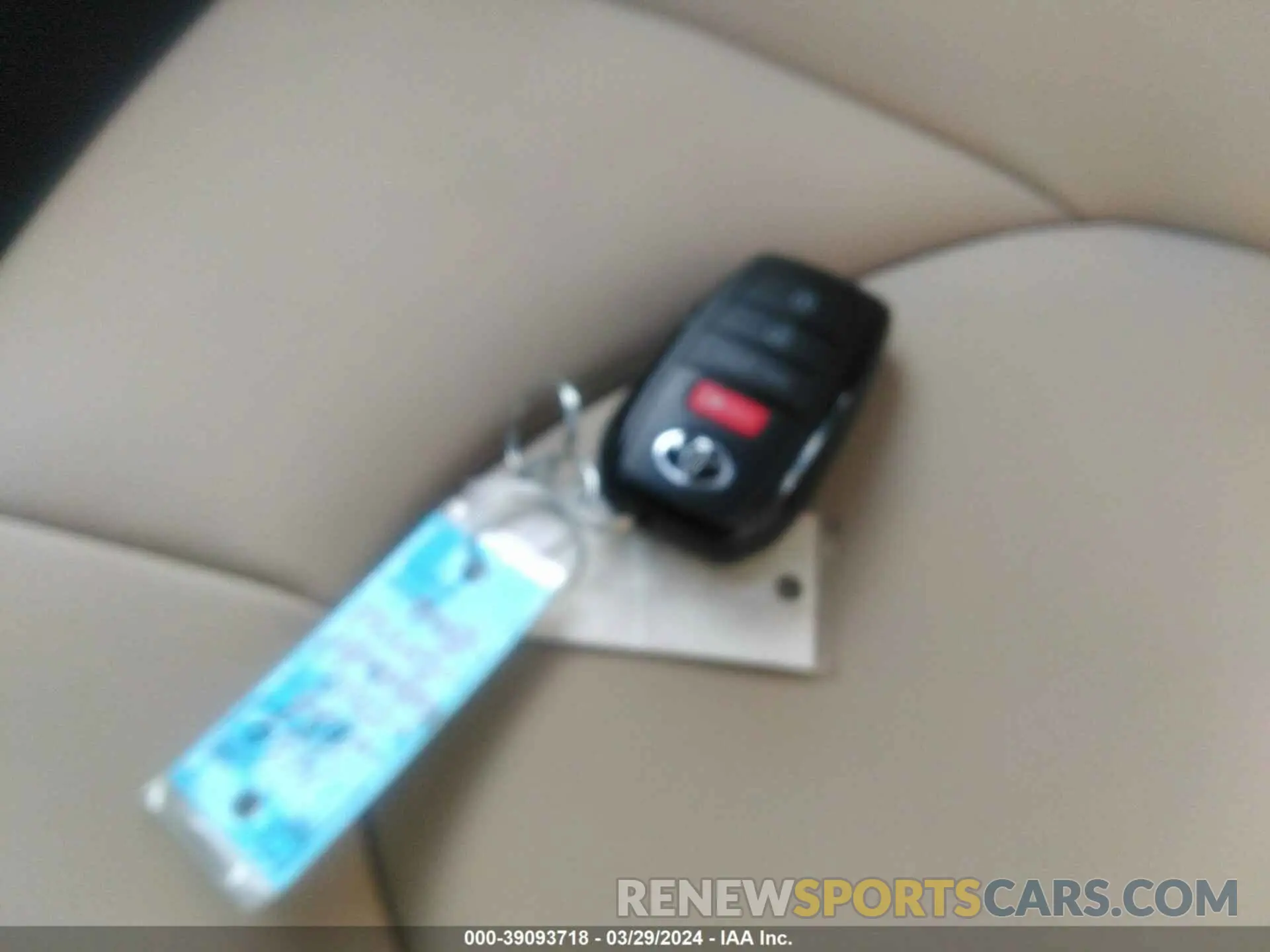 11 fotografías del automóvil dañado 5TDKBRCH5RS603903 TOYOTA HIGHLANDER 2024
