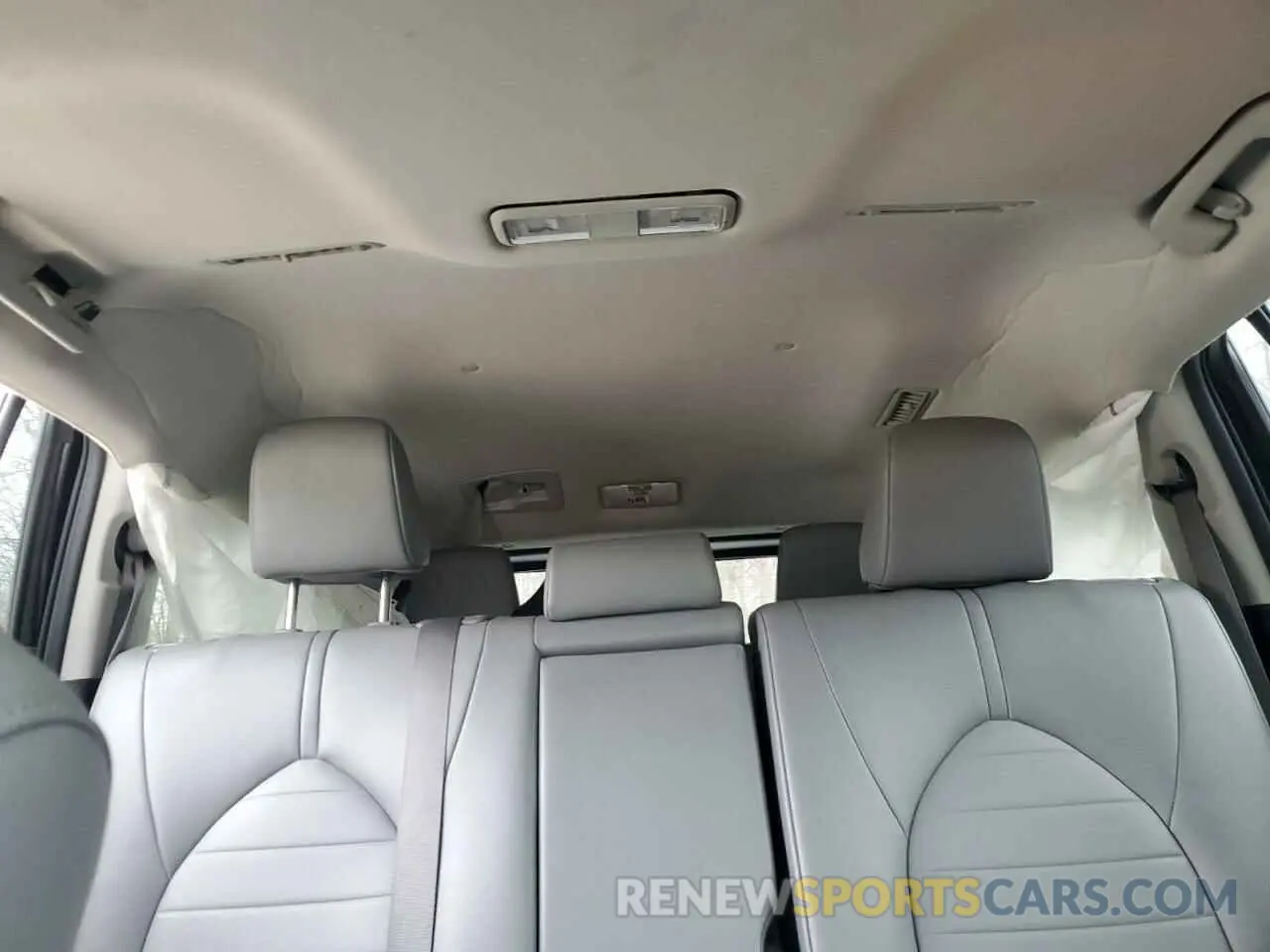 10 fotografías del automóvil dañado 5TDKBRCH6RS610410 TOYOTA HIGHLANDER 2024