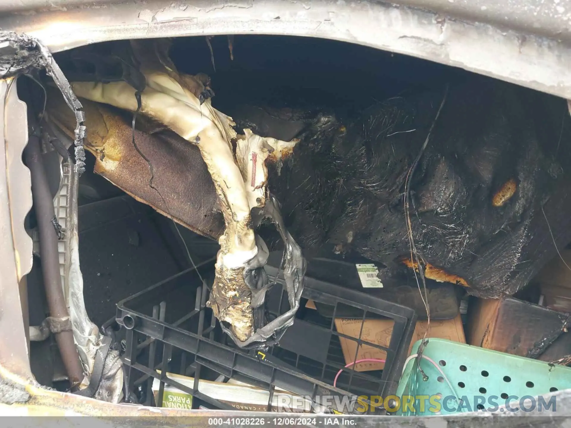 12 fotografías del automóvil dañado 5TDKBRCH7RS636899 TOYOTA HIGHLANDER 2024