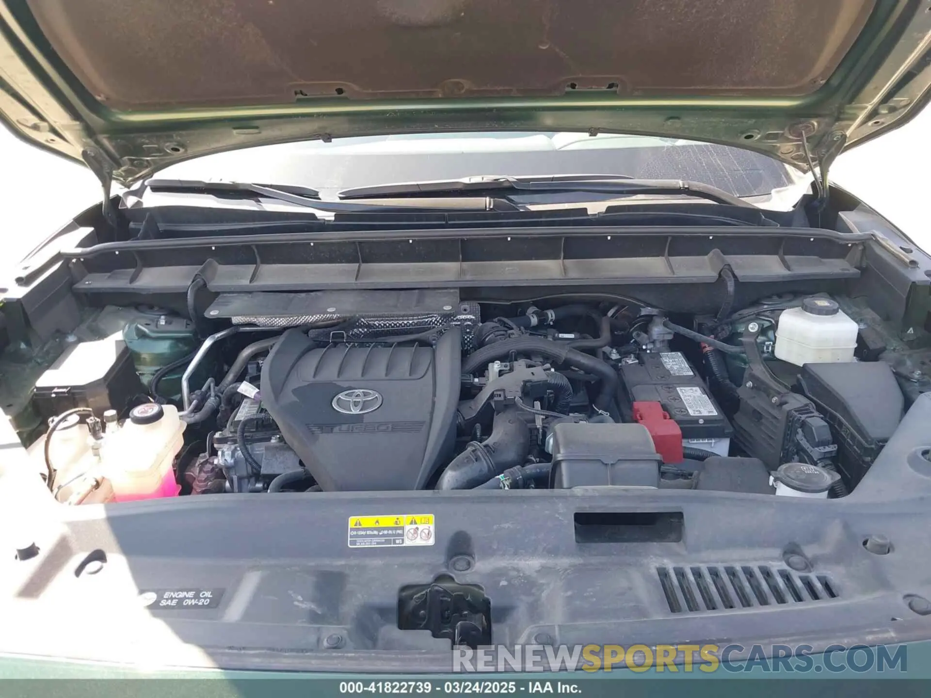 10 fotografías del automóvil dañado 5TDKDRAH0RS528069 TOYOTA HIGHLANDER 2024