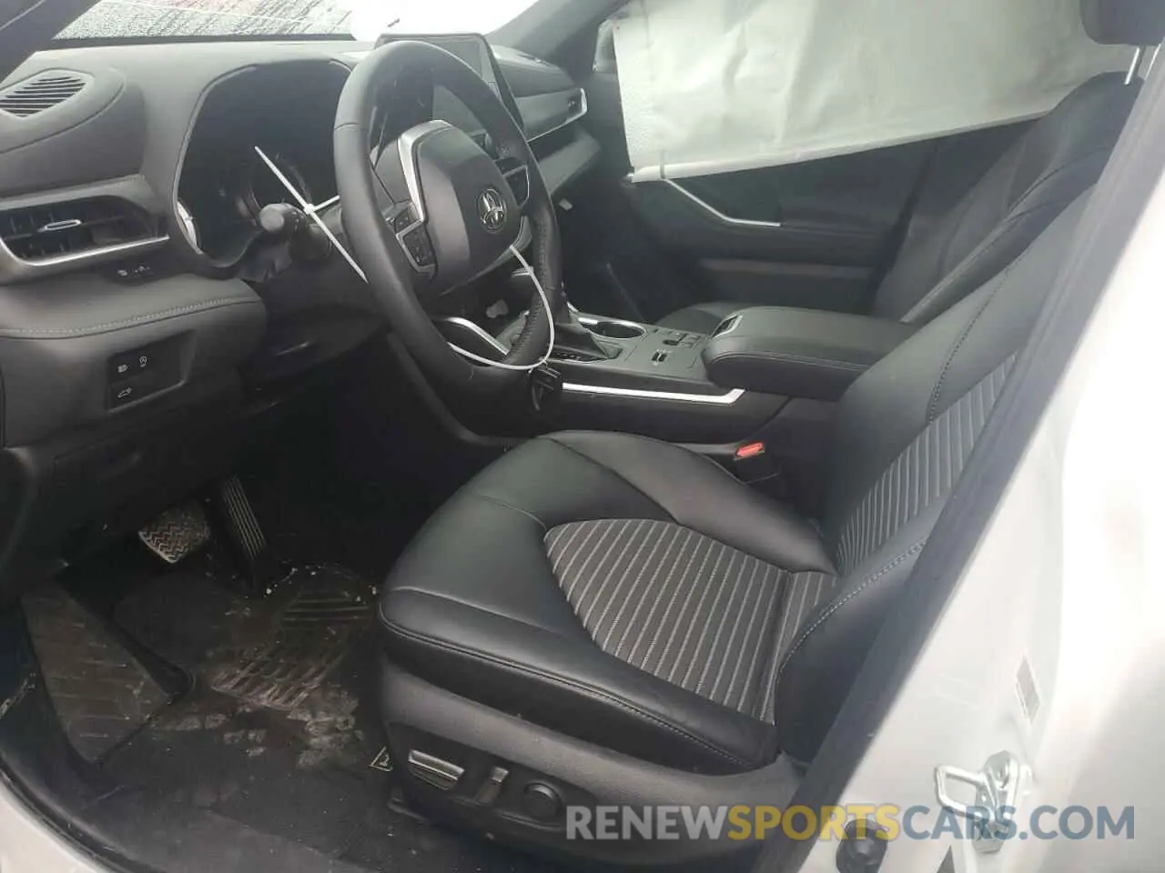 7 fotografías del automóvil dañado 5TDKDRAH0RS532123 TOYOTA HIGHLANDER 2024