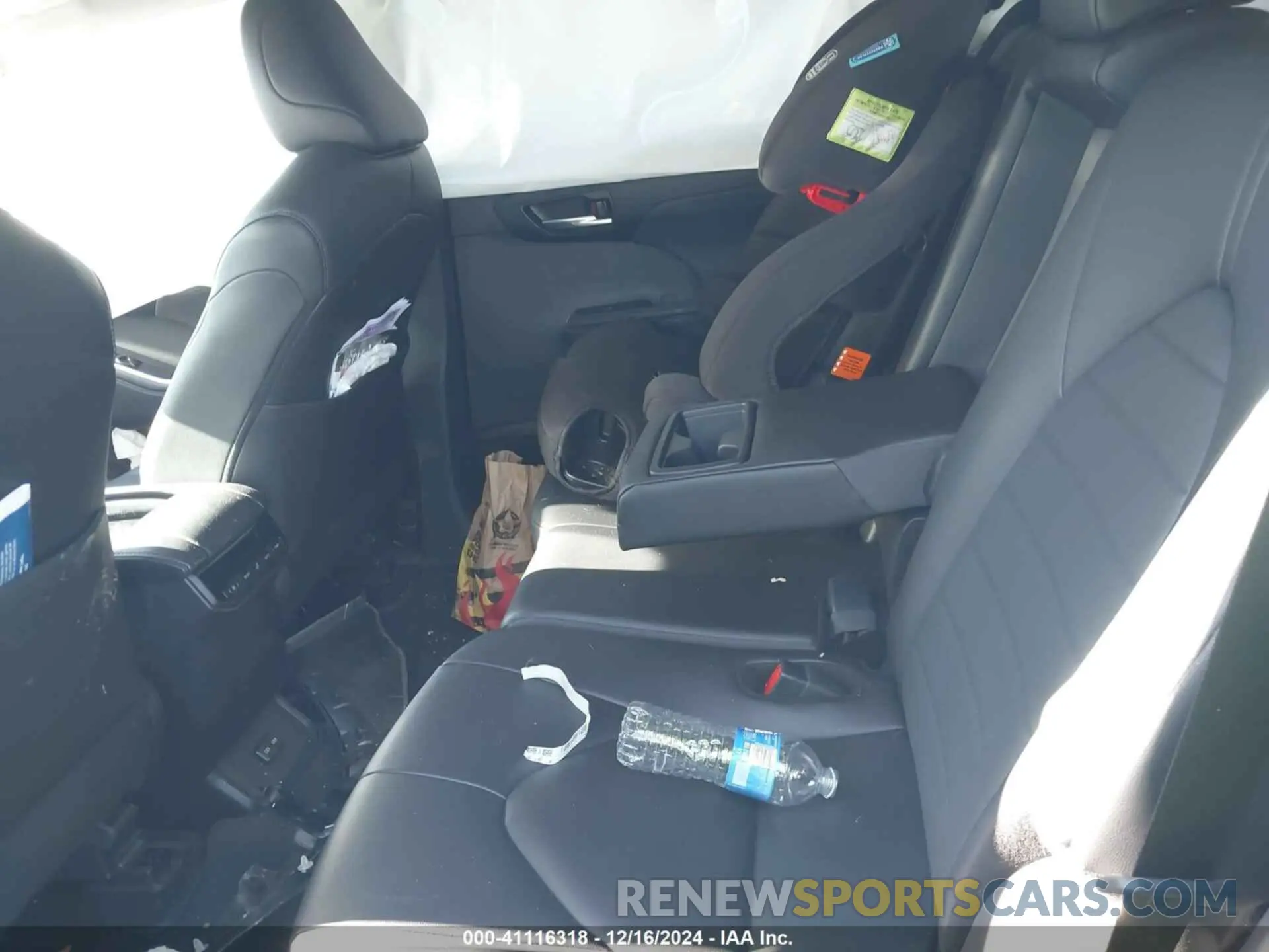 8 fotografías del automóvil dañado 5TDKDRAH1RS535919 TOYOTA HIGHLANDER 2024
