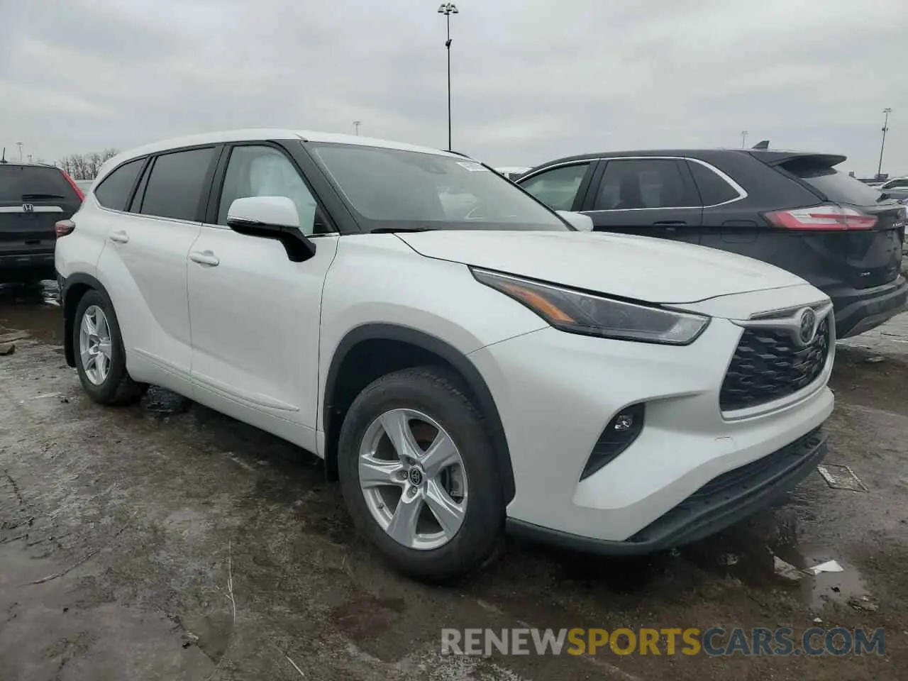 4 fotografías del automóvil dañado 5TDKDRAH2RS051502 TOYOTA HIGHLANDER 2024
