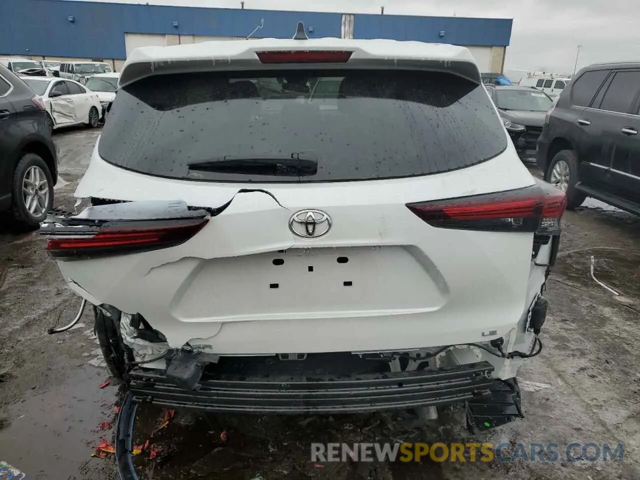 6 fotografías del automóvil dañado 5TDKDRAH2RS051502 TOYOTA HIGHLANDER 2024