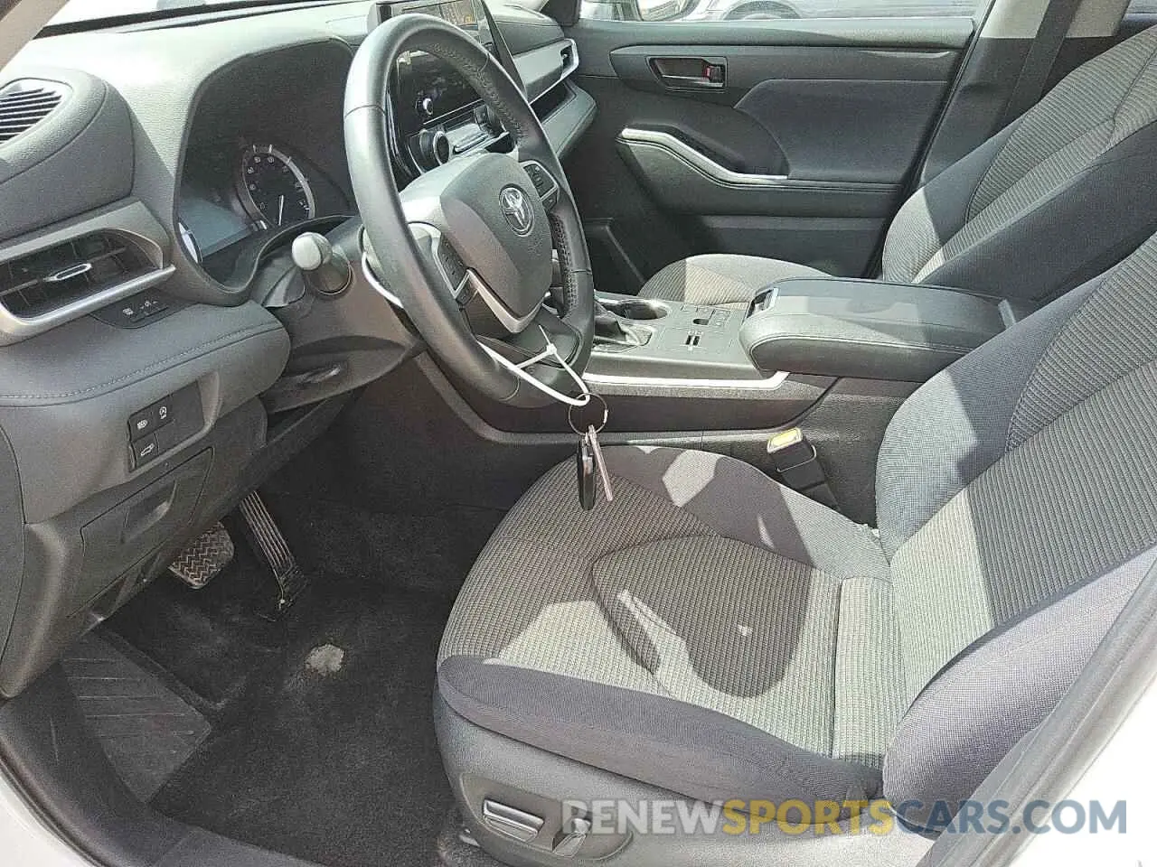 7 fotografías del automóvil dañado 5TDKDRAH2RS539218 TOYOTA HIGHLANDER 2024