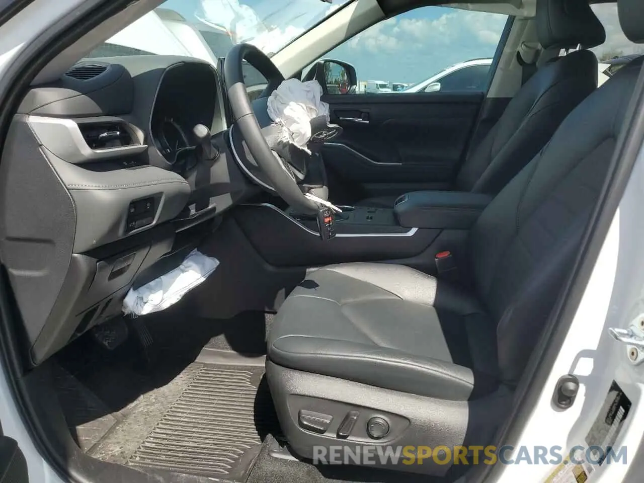 7 fotografías del automóvil dañado 5TDKDRAH3RS054487 TOYOTA HIGHLANDER 2024