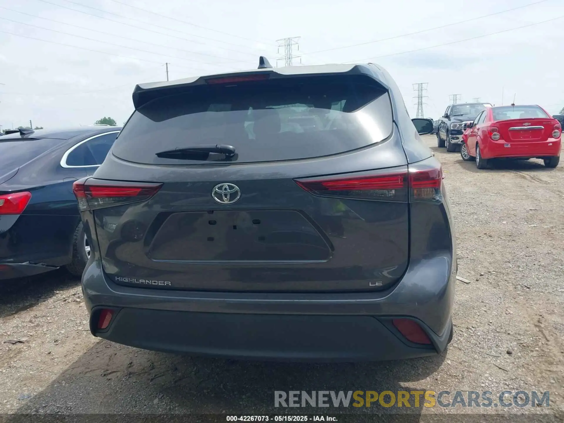 16 fotografías del automóvil dañado 5TDKDRAH6RS539383 TOYOTA HIGHLANDER 2024