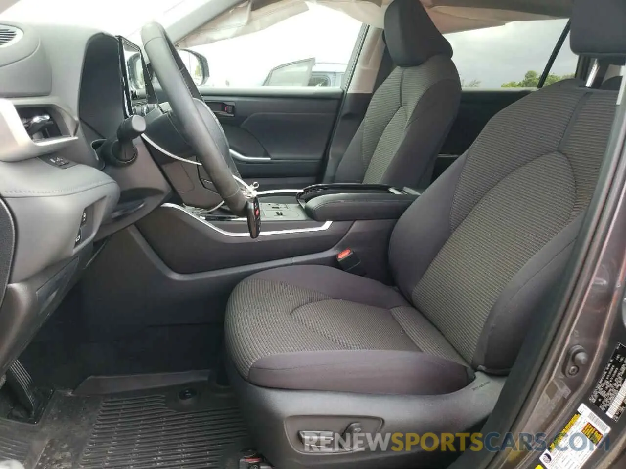 7 fotografías del automóvil dañado 5TDKDRAH9RS538454 TOYOTA HIGHLANDER 2024