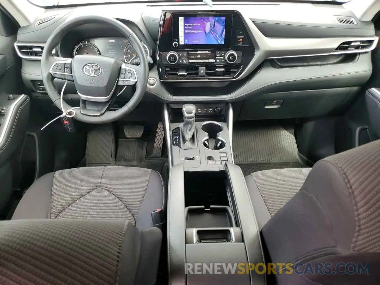 8 fotografías del automóvil dañado 5TDKDRAH9RS538454 TOYOTA HIGHLANDER 2024