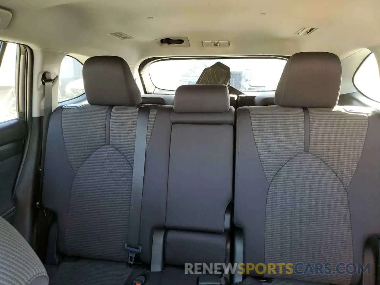 10 fotografías del automóvil dañado 5TDKDRAH9RS545582 TOYOTA HIGHLANDER 2024