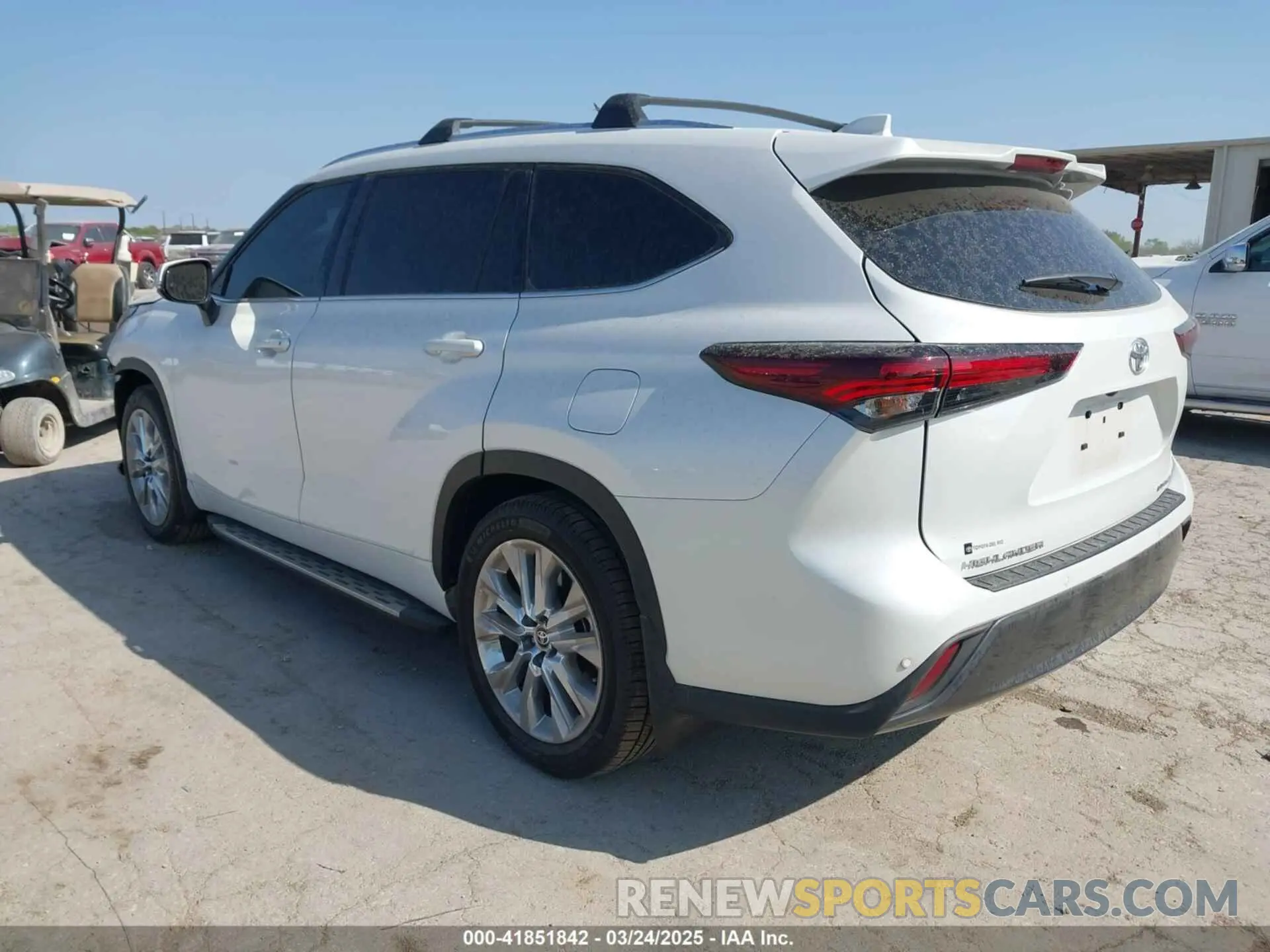 3 fotografías del automóvil dañado 5TDKDRAHXRS534302 TOYOTA HIGHLANDER 2024