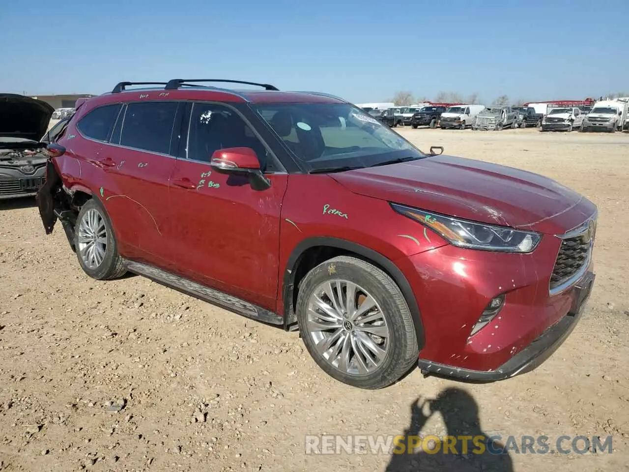 4 fotografías del automóvil dañado 5TDKDRAHXRS538222 TOYOTA HIGHLANDER 2024