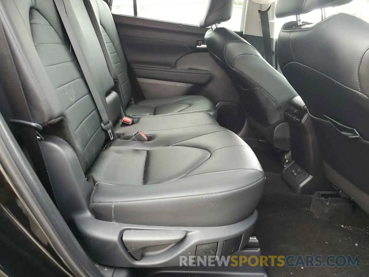 10 fotografías del automóvil dañado 5TDKDRBH0RS565427 TOYOTA HIGHLANDER 2024