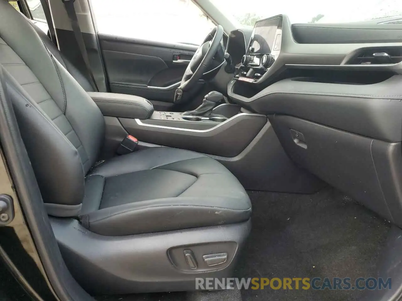 7 fotografías del automóvil dañado 5TDKDRBH0RS565427 TOYOTA HIGHLANDER 2024