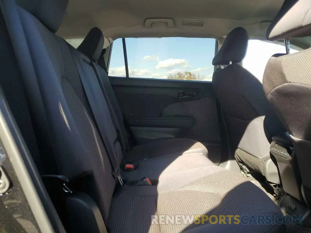 11 fotografías del automóvil dañado 5TDKDRBH2RS532459 TOYOTA HIGHLANDER 2024