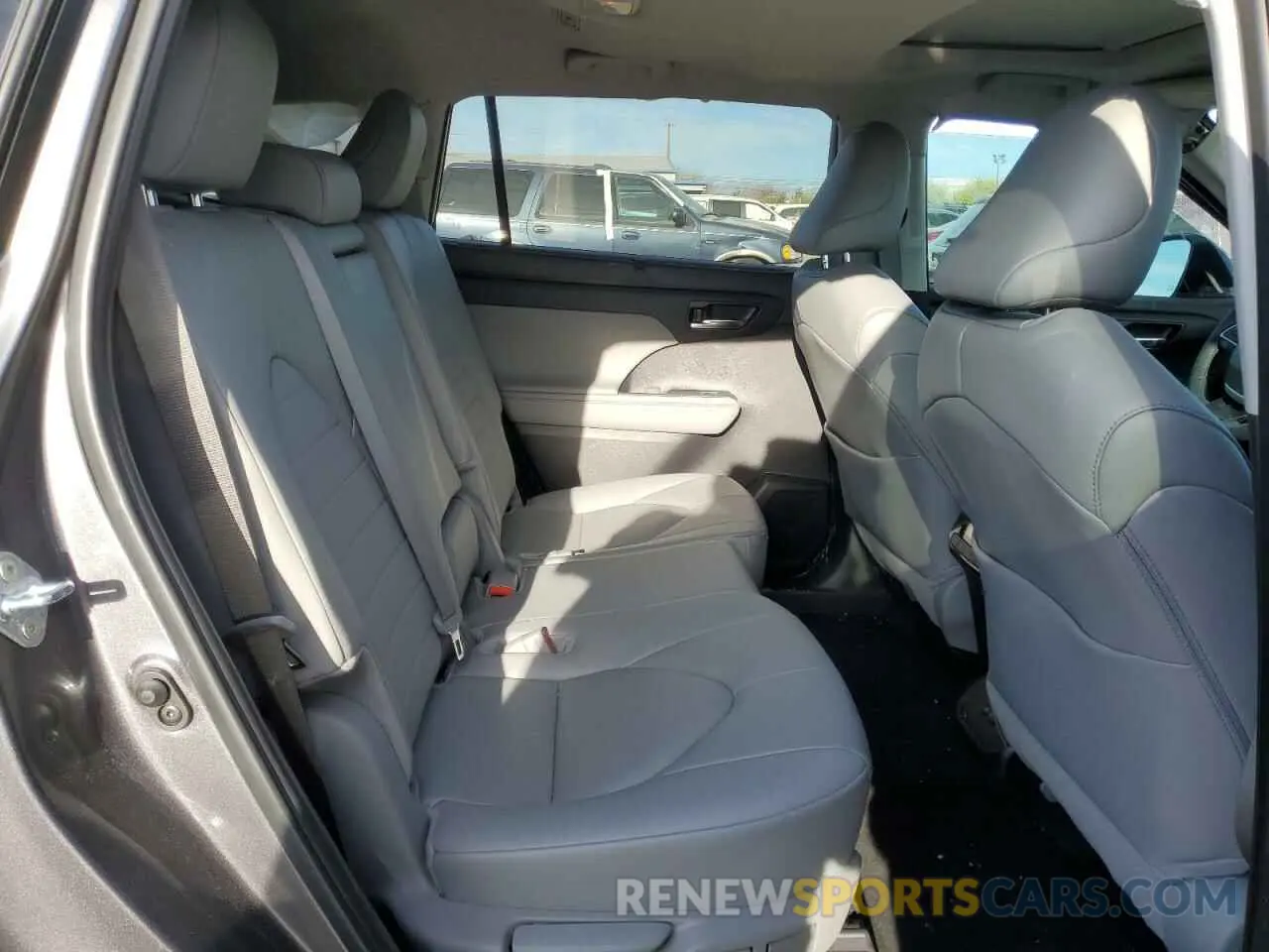 11 fotografías del automóvil dañado 5TDKDRBH2RS541825 TOYOTA HIGHLANDER 2024