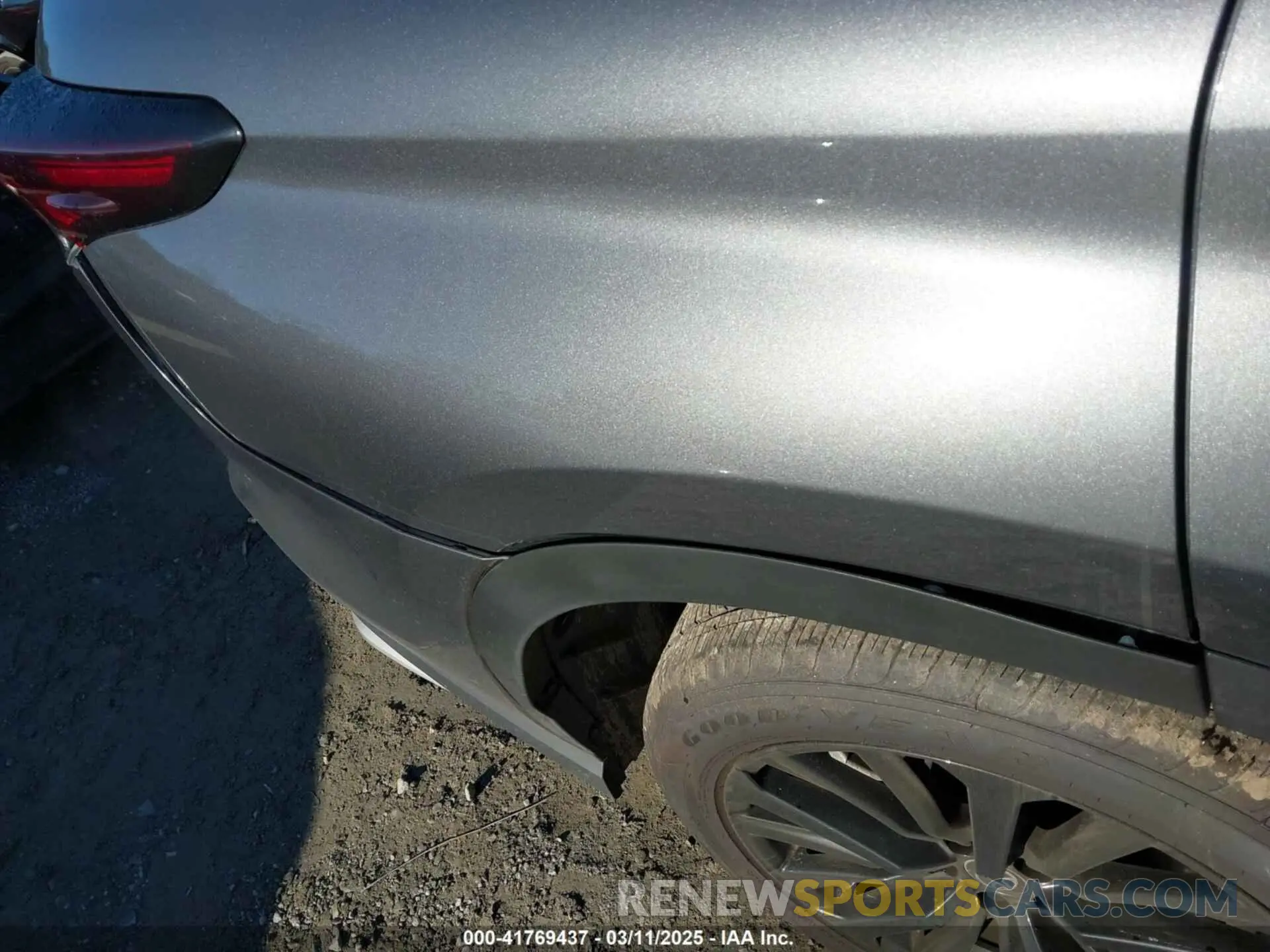 18 fotografías del automóvil dañado 5TDKDRBH3RS531823 TOYOTA HIGHLANDER 2024