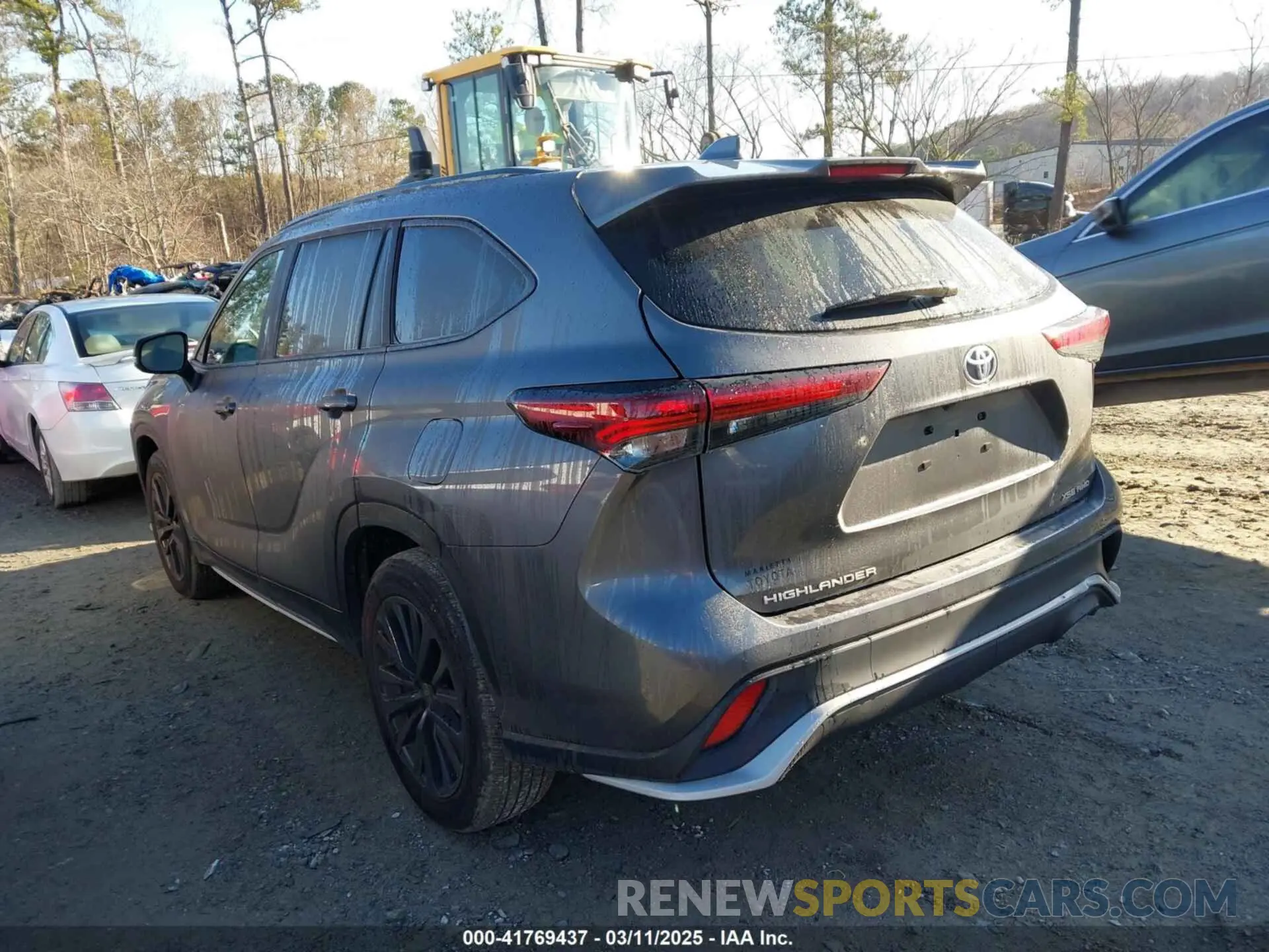 3 fotografías del automóvil dañado 5TDKDRBH3RS531823 TOYOTA HIGHLANDER 2024