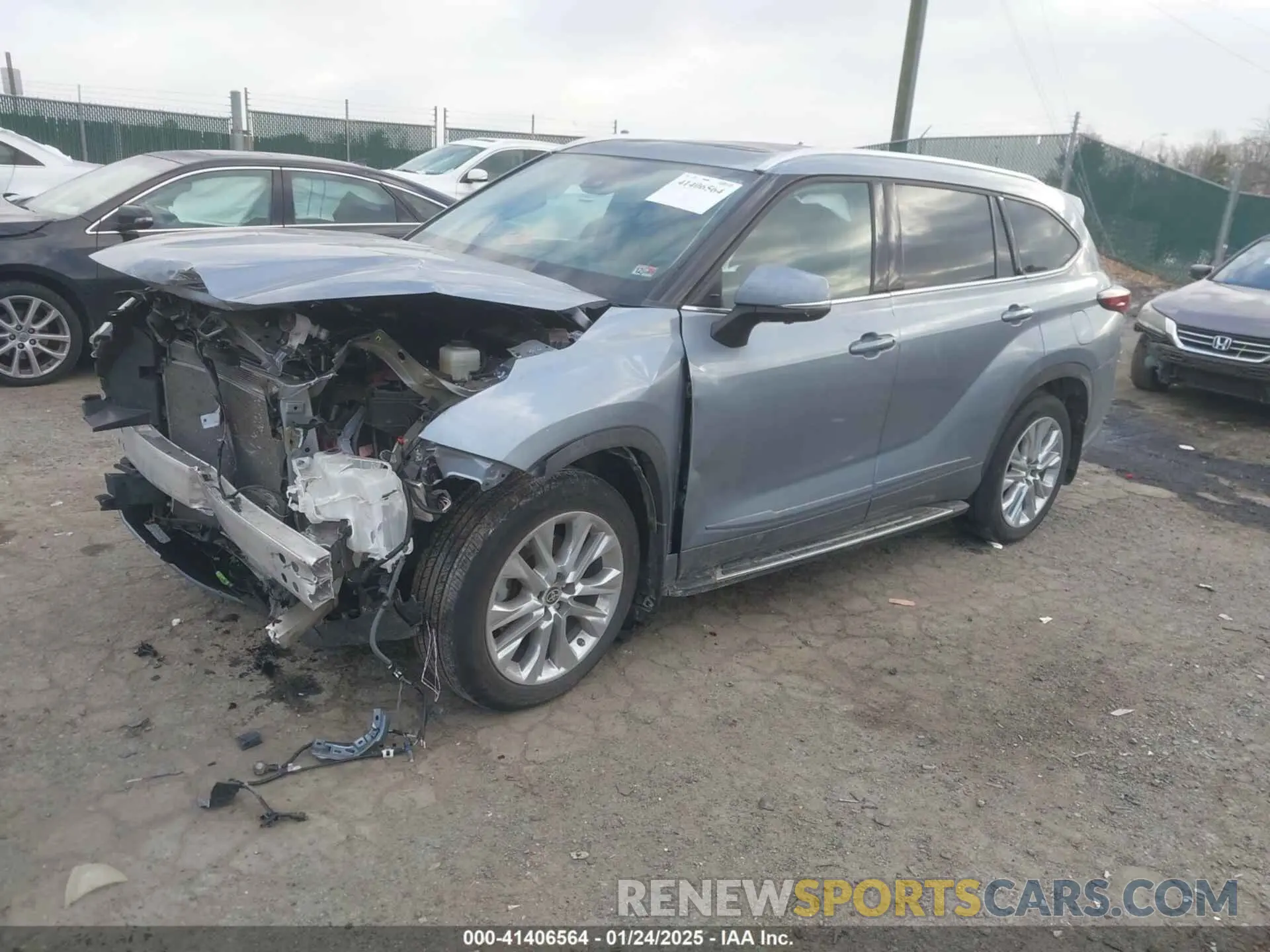 2 fotografías del automóvil dañado 5TDKDRBH3RS533152 TOYOTA HIGHLANDER 2024
