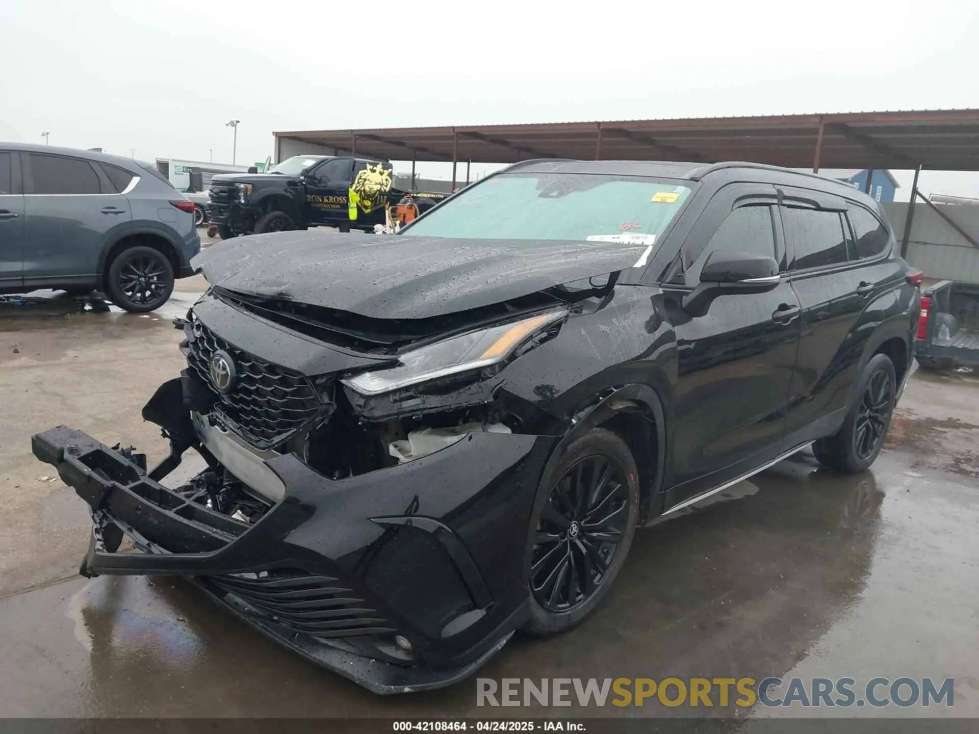 2 fotografías del automóvil dañado 5TDKDRBH3RS537184 TOYOTA HIGHLANDER 2024