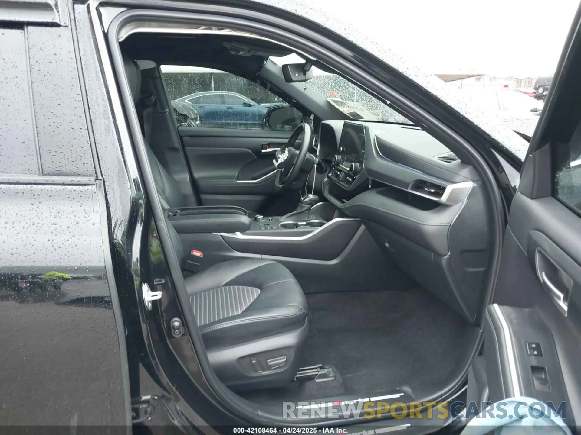5 fotografías del automóvil dañado 5TDKDRBH3RS537184 TOYOTA HIGHLANDER 2024