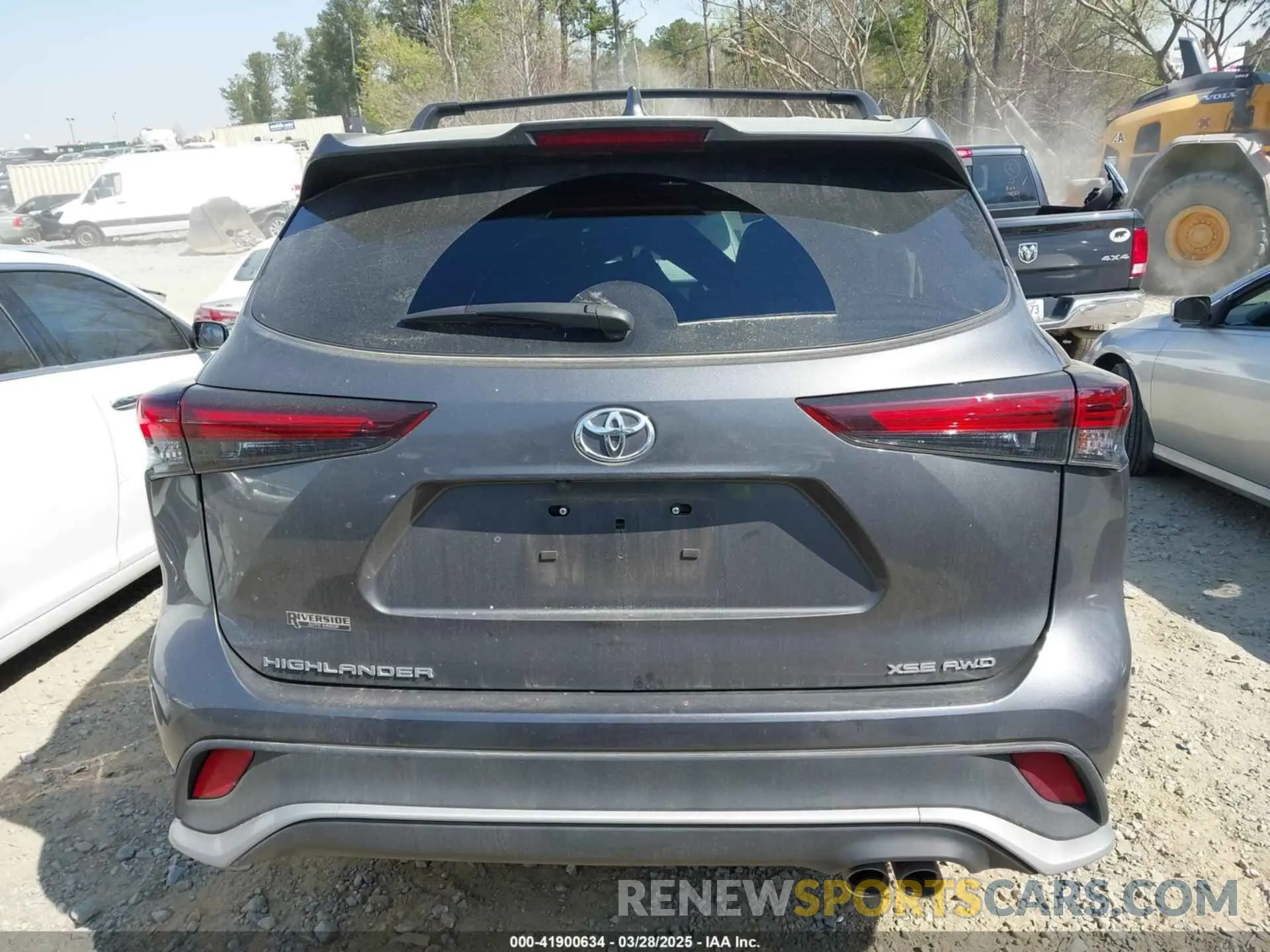 16 fotografías del automóvil dañado 5TDKDRBH4RS530311 TOYOTA HIGHLANDER 2024