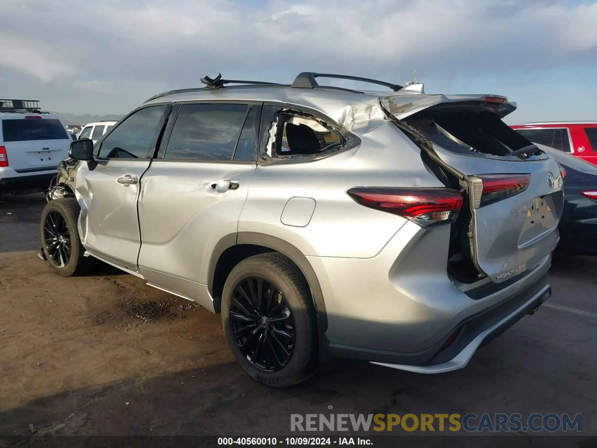 3 fotografías del automóvil dañado 5TDKDRBH4RS565057 TOYOTA HIGHLANDER 2024