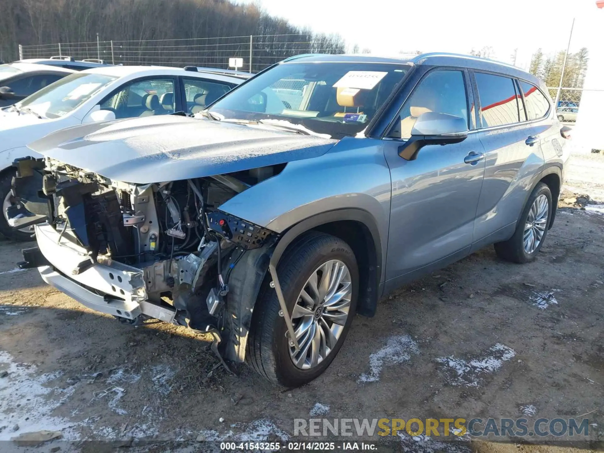 2 fotografías del automóvil dañado 5TDKDRBH5RS529572 TOYOTA HIGHLANDER 2024