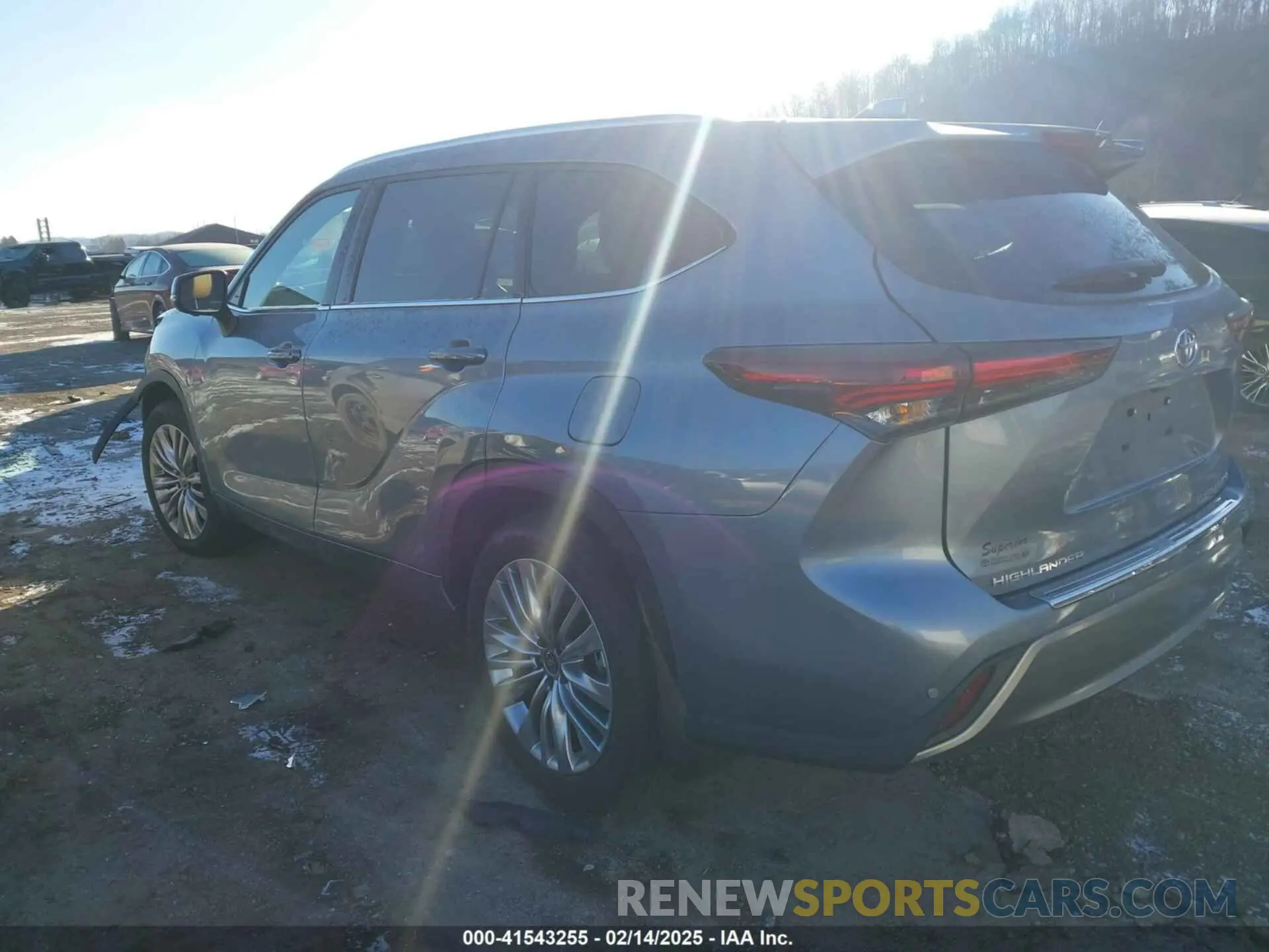 3 fotografías del automóvil dañado 5TDKDRBH5RS529572 TOYOTA HIGHLANDER 2024